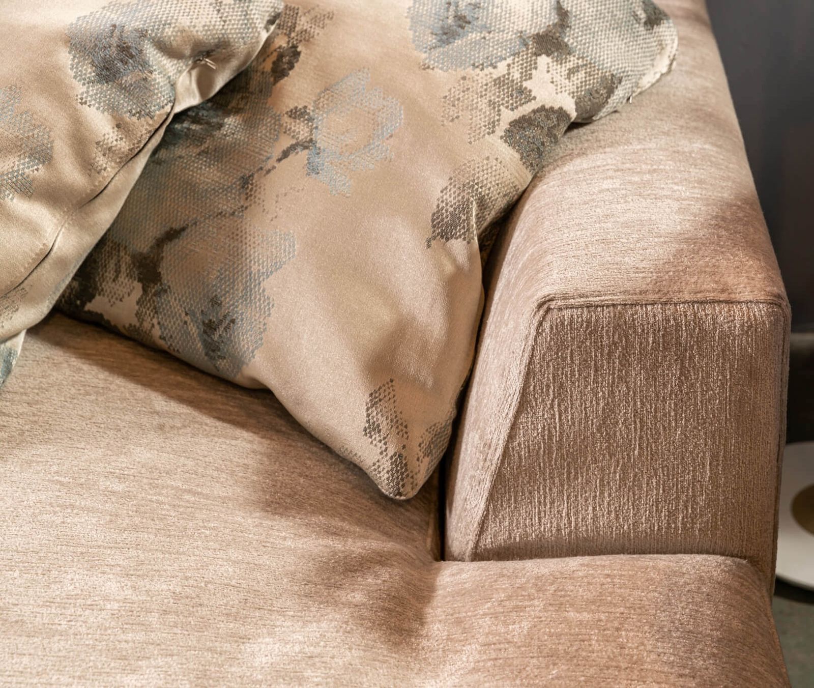 Meridiani Диван Louis Small от Meridiani — в интерьере