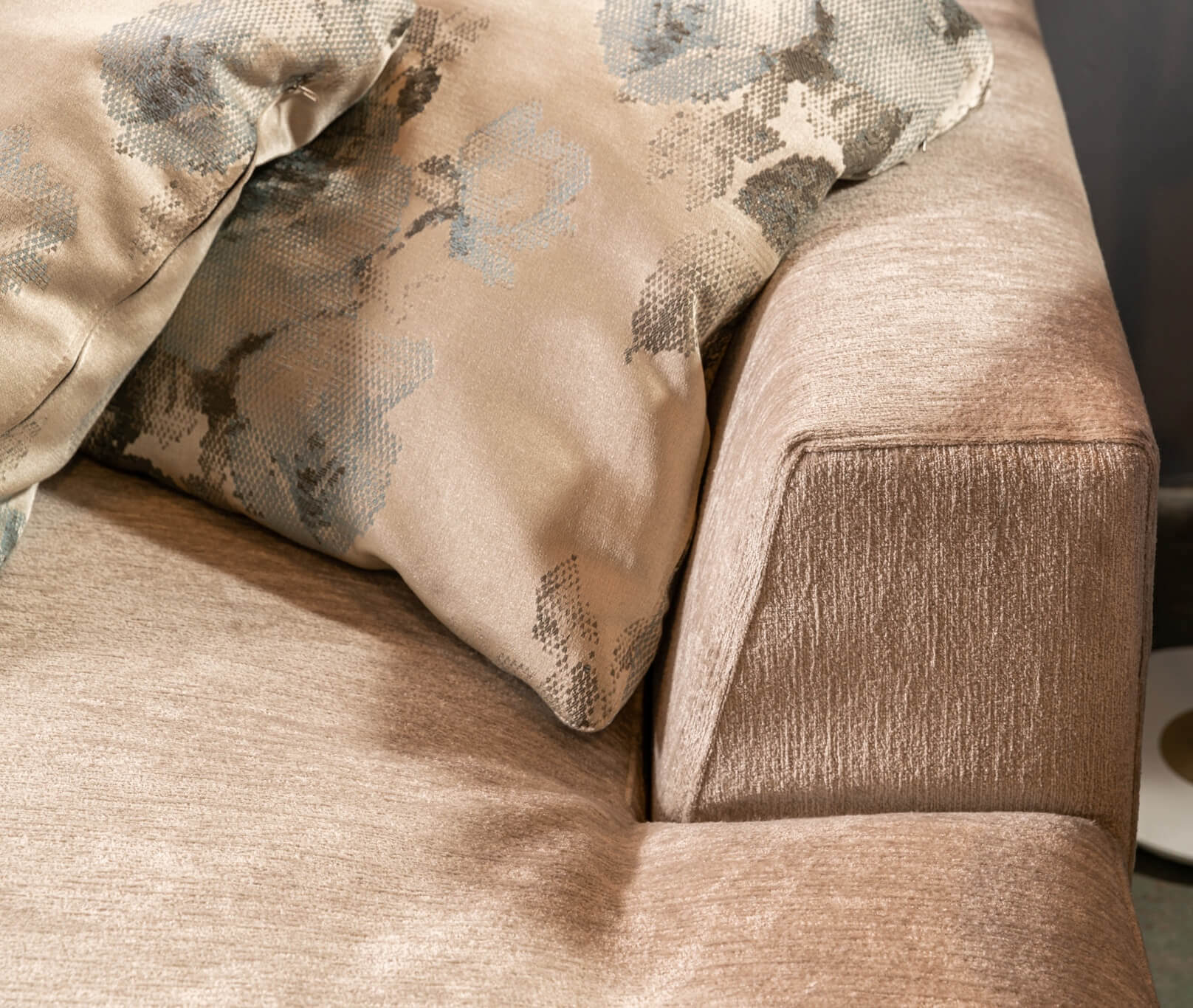 Meridiani Диван Louis Small от Meridiani — в интерьере