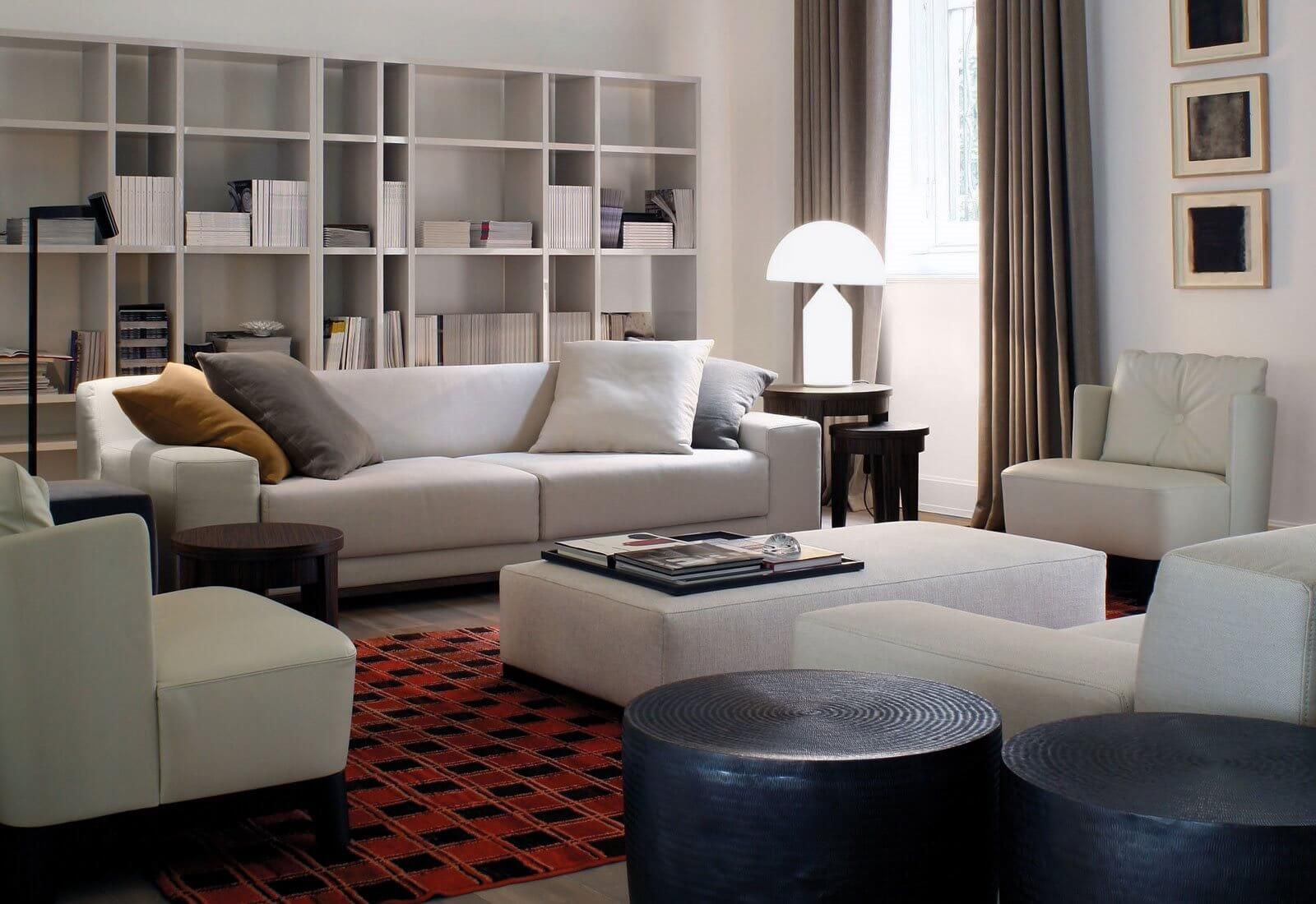Meridiani Пуф Brons от Meridiani — в интерьере