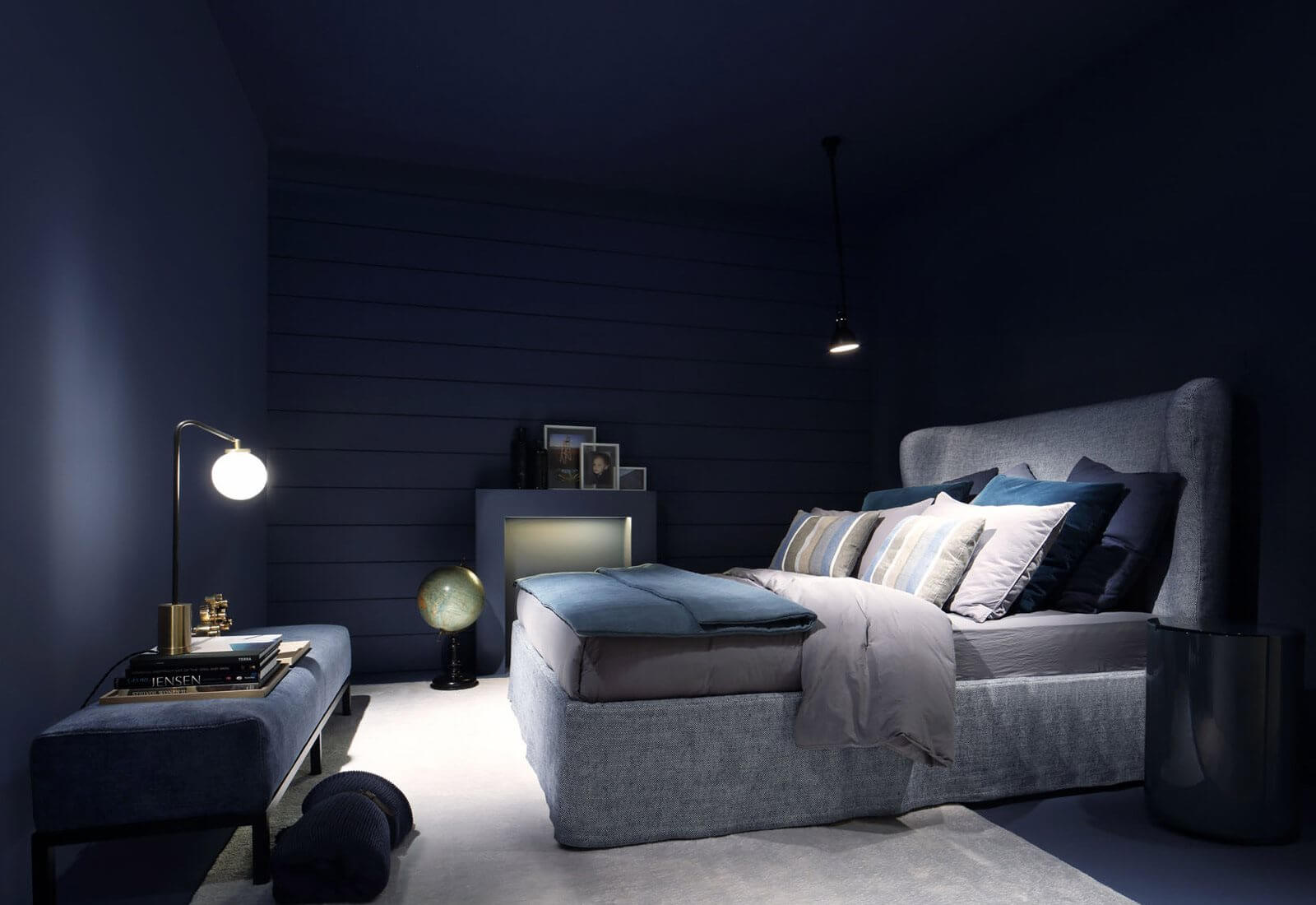 Meridiani Кровать Lauren Ghost от Meridiani — в интерьере