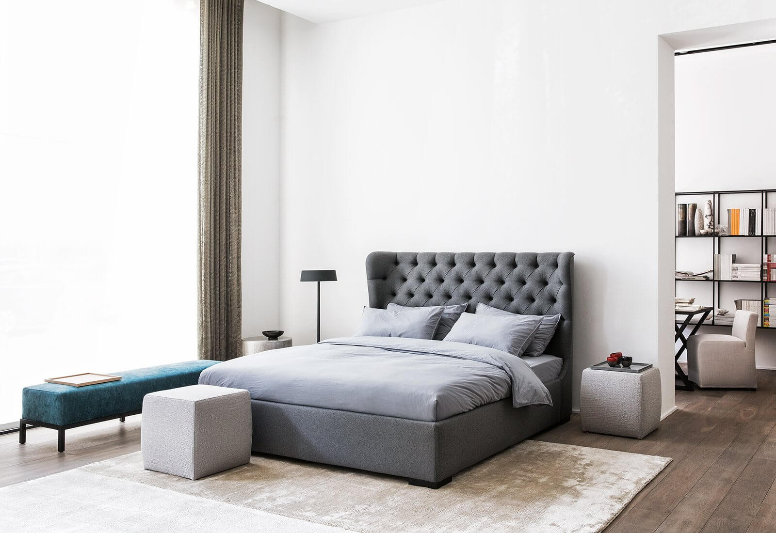 Meridiani Кровать Lauren от Meridiani — в интерьере
