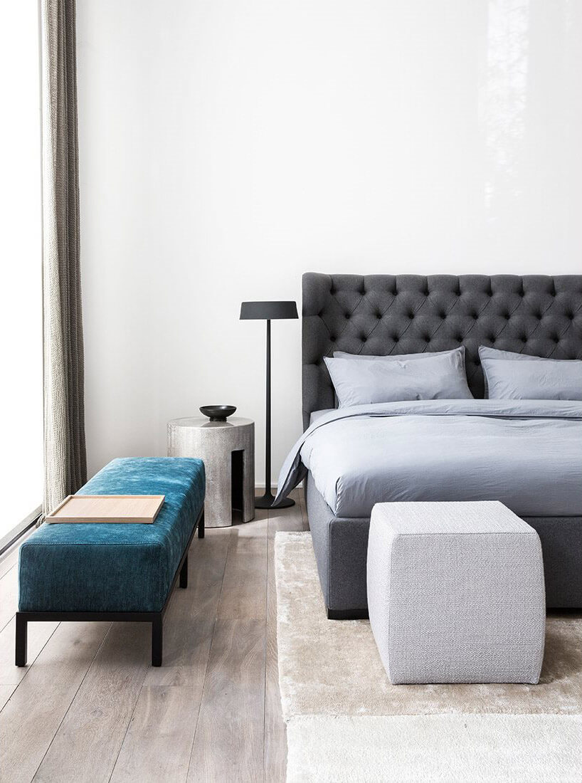 Meridiani Кровать Lauren от Meridiani — в интерьере