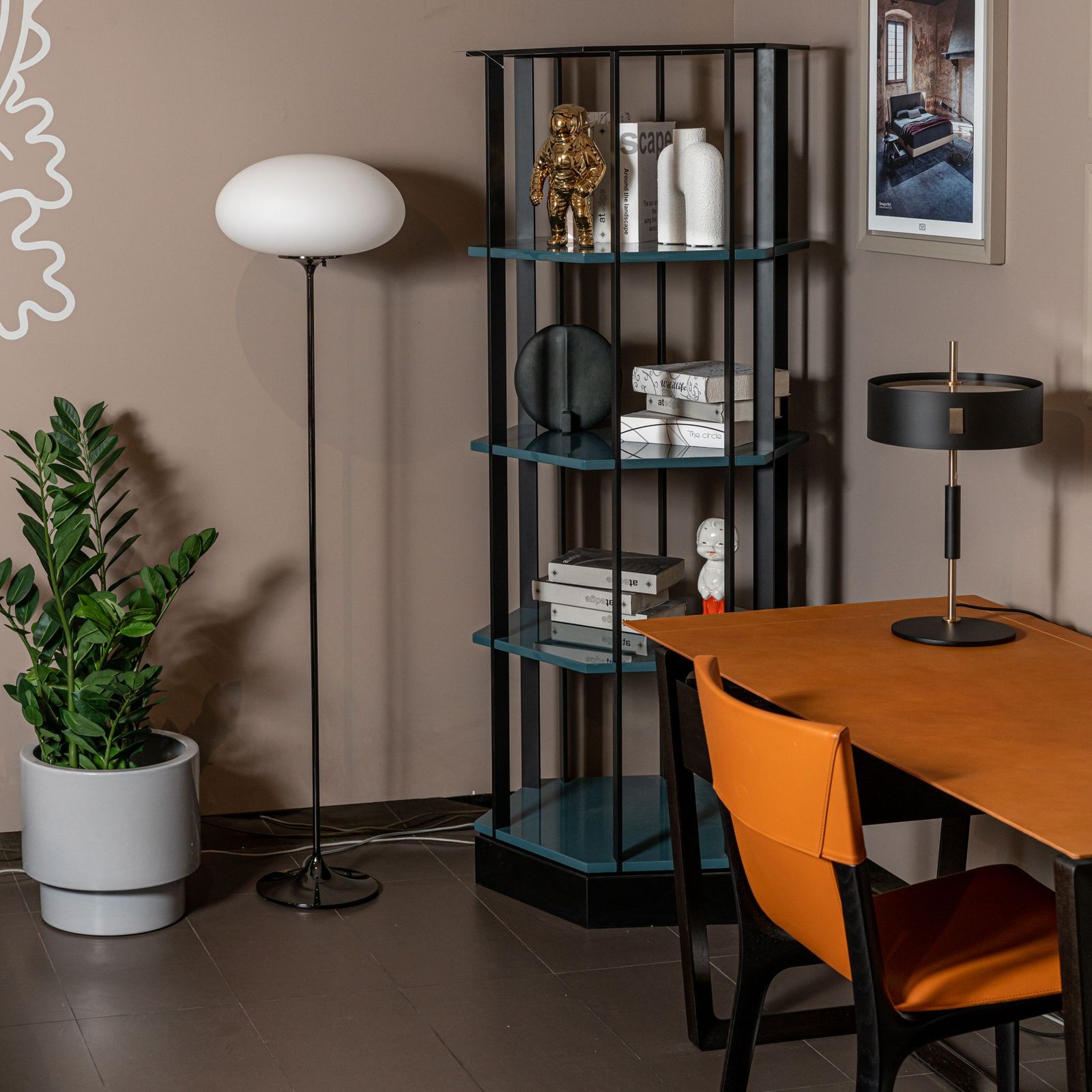 Meridiani Стеллаж Sebastian от Meridiani — в интерьере