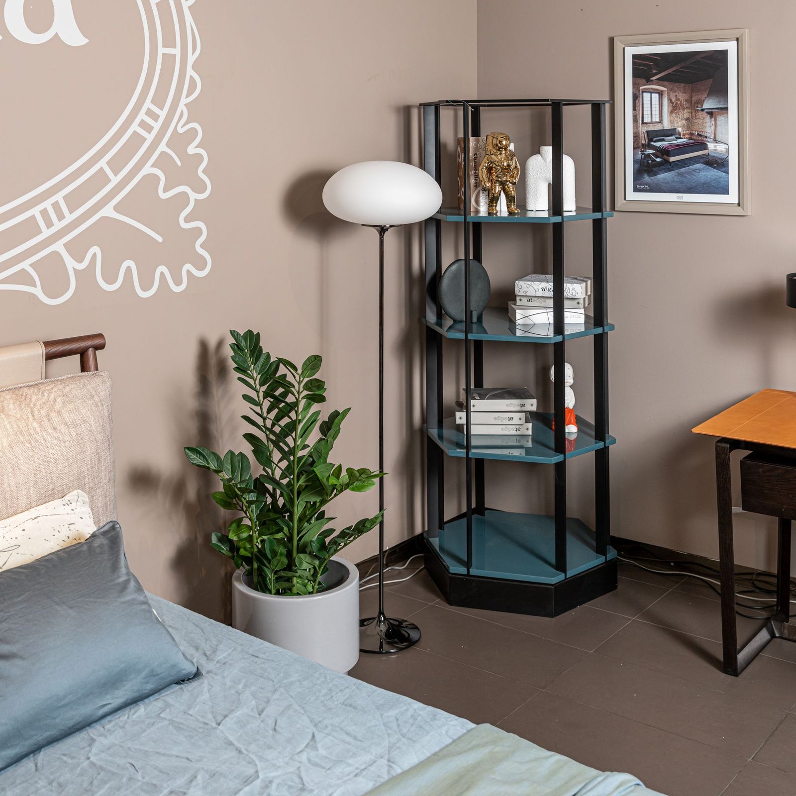 Meridiani Стеллаж Sebastian от Meridiani — в интерьере