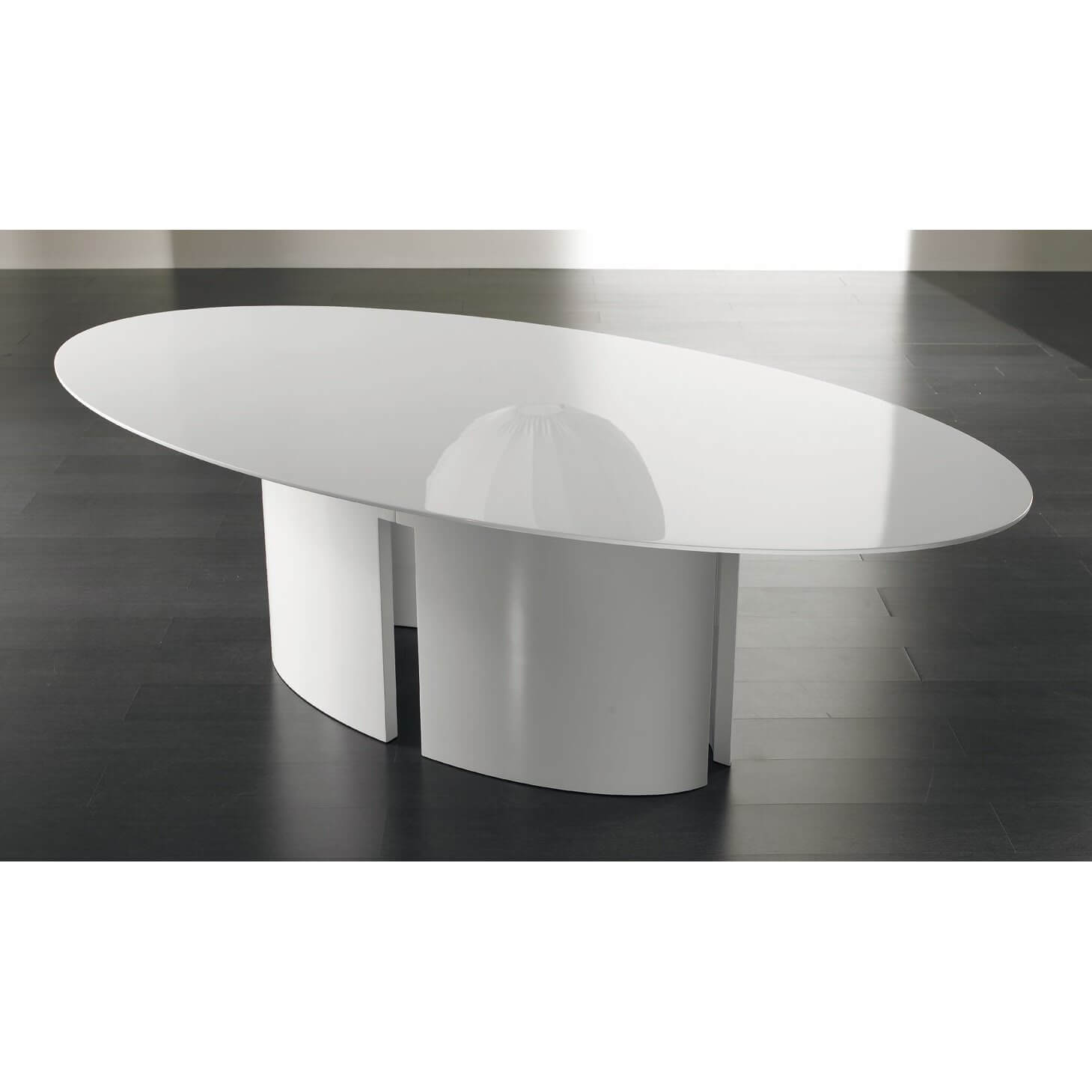 Meridiani Стол Gong от Meridiani — в интерьере
