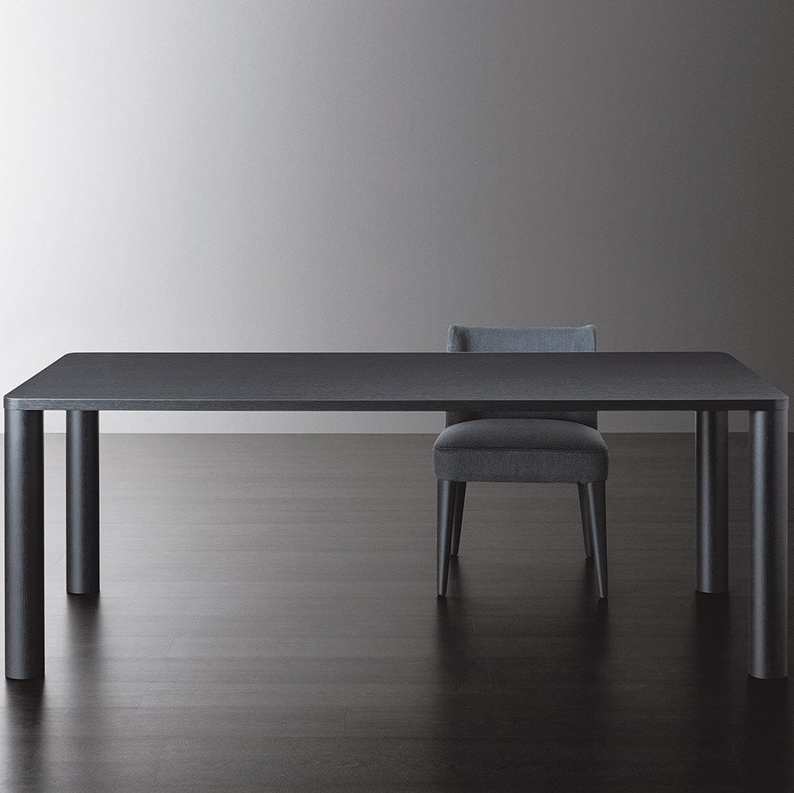 Meridiani Стол Spencer от Meridiani — в интерьере