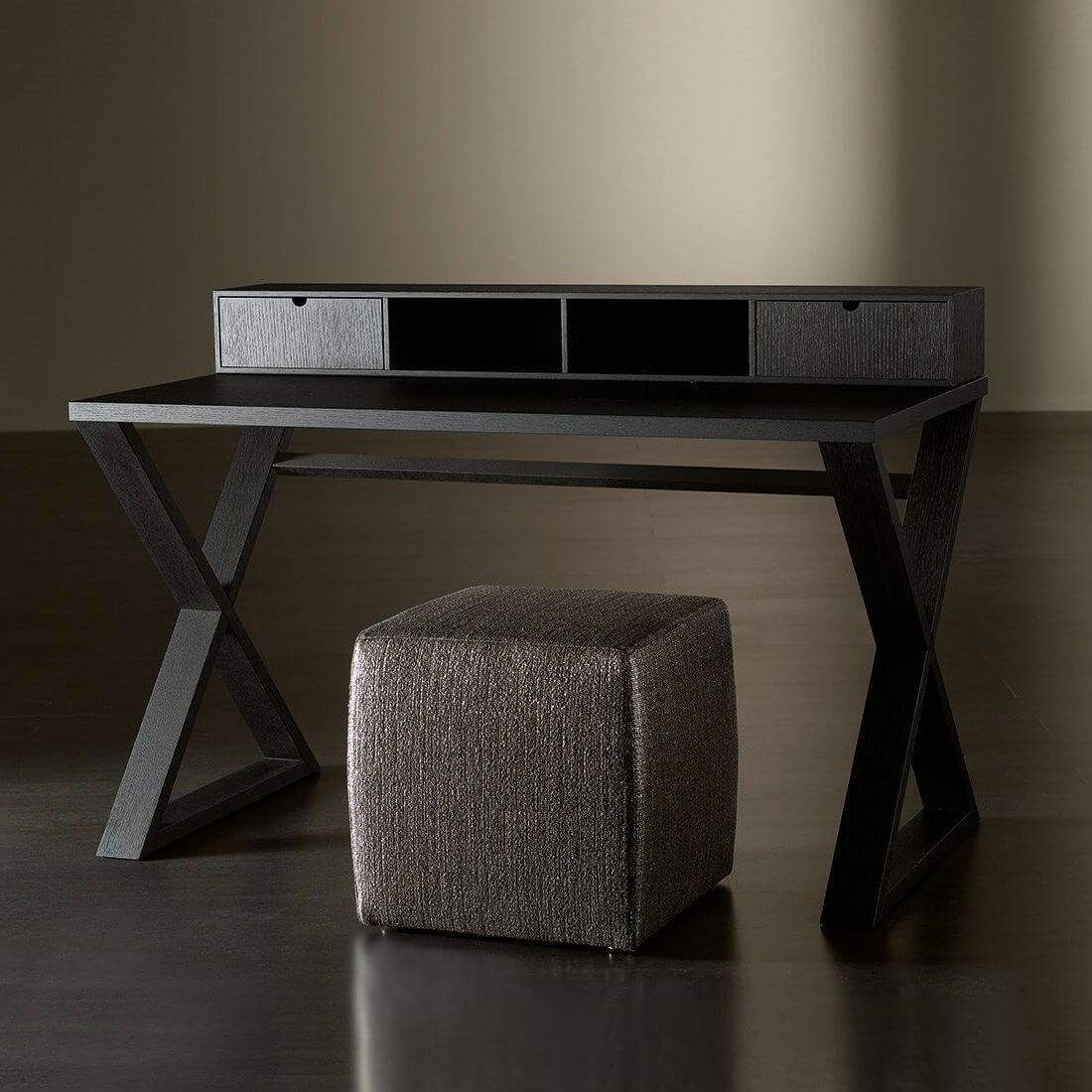 Meridiani Консоль Cruis Writing Desk от Meridiani — в интерьере