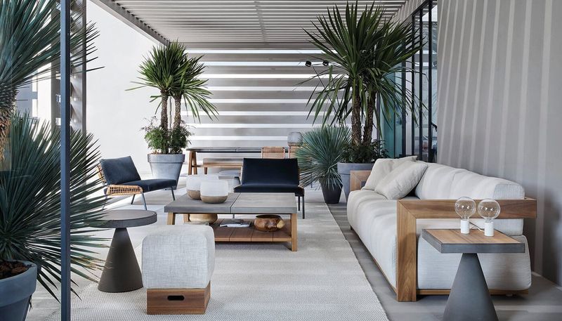 Meridiani Уличное кресло Zoe от Meridiani — в интерьере