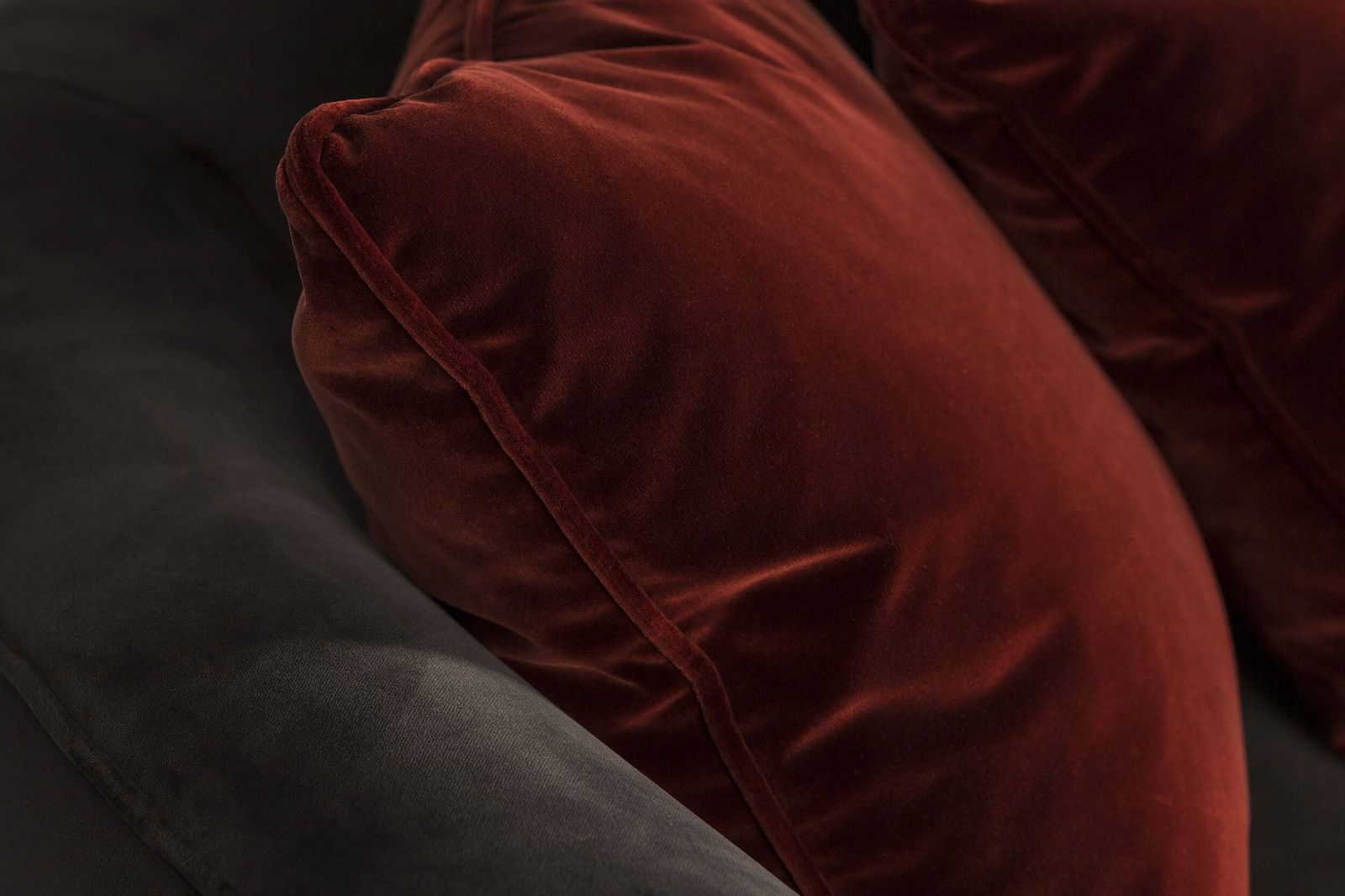 Moooi Диван Amami от Moooi — в интерьере