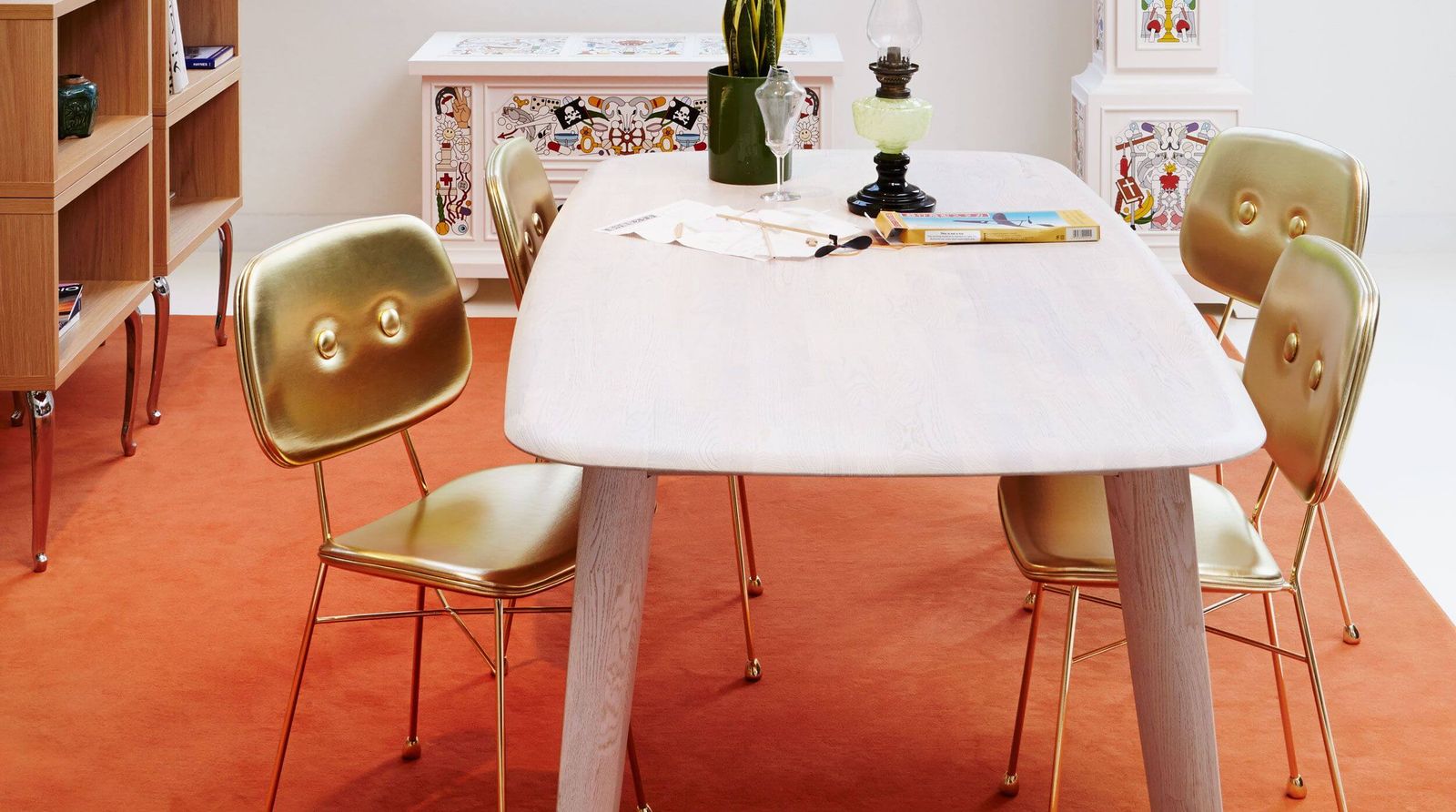 Moooi Стул The Golden Chair от Moooi — в интерьере