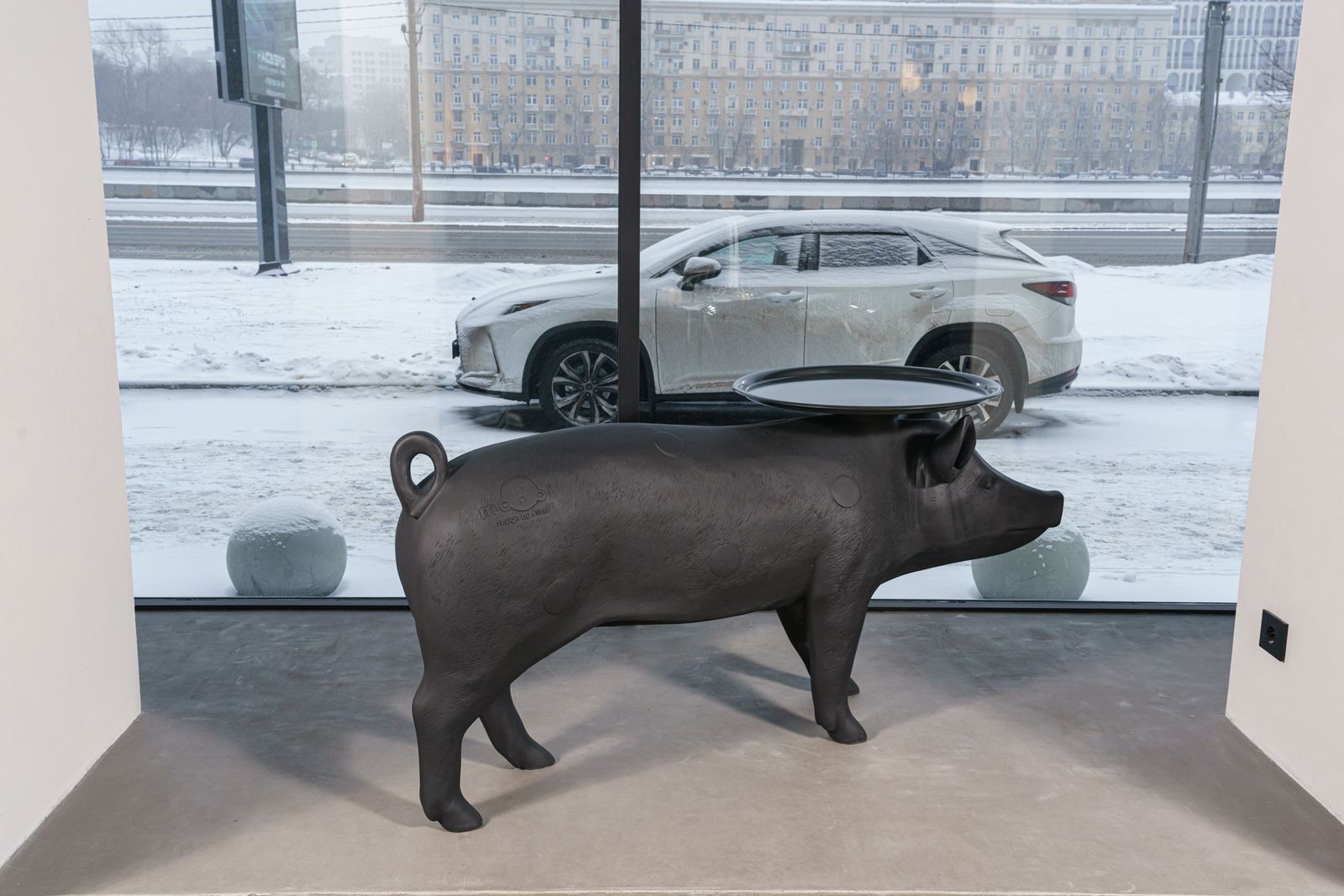 Moooi Журнальный столик Pig Table от Moooi — в интерьере