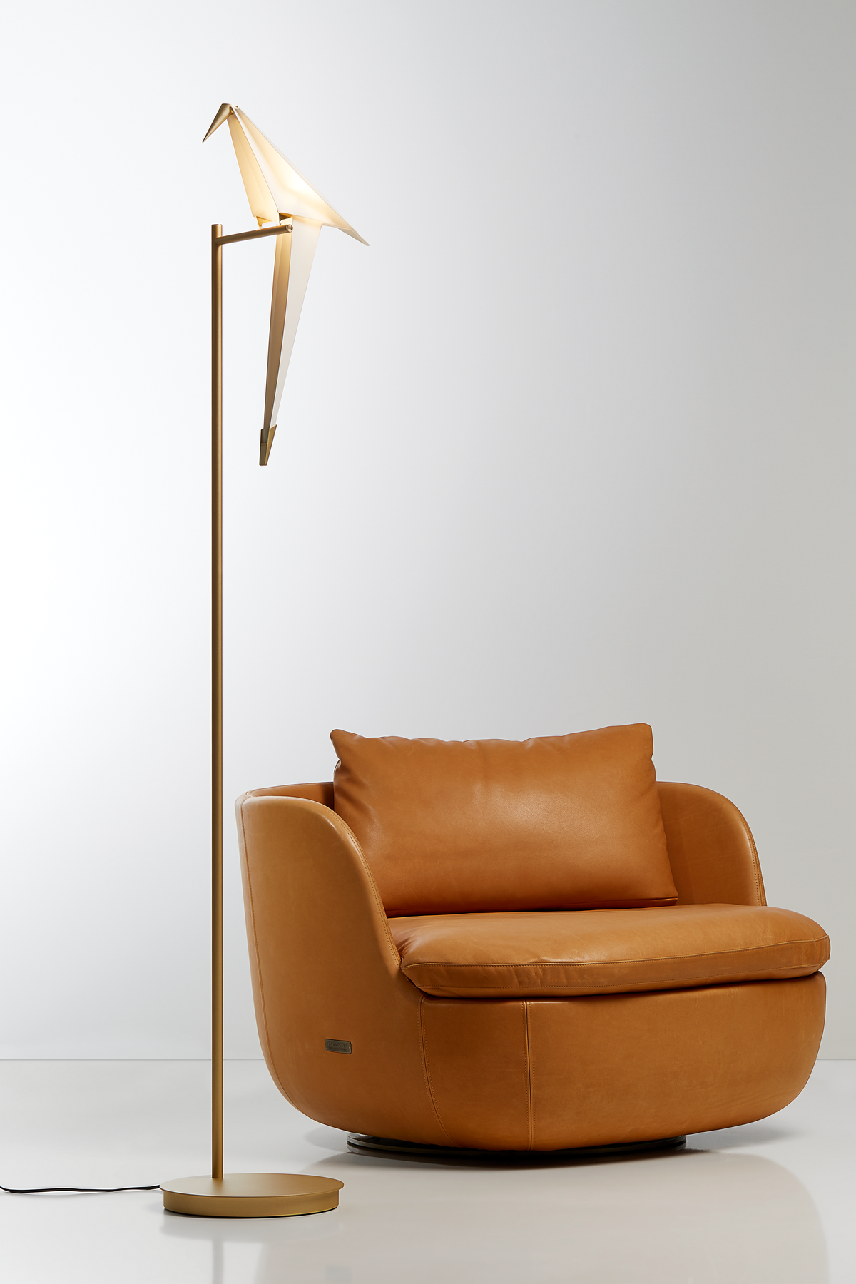 Moooi Торшер Perch Light Floor от Moooi — в интерьере