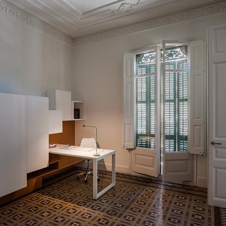 Vibia Настольная лампа Pin 1655 White от Vibia — в интерьере