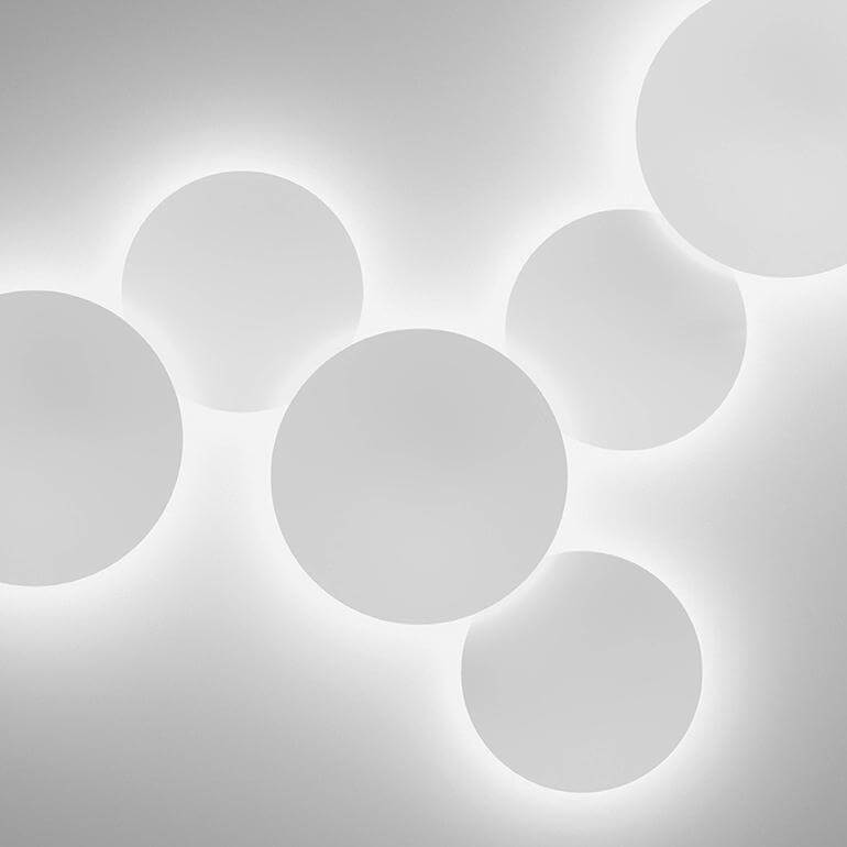 Vibia Бра Puck Wall Art 5470 от Vibia — в интерьере