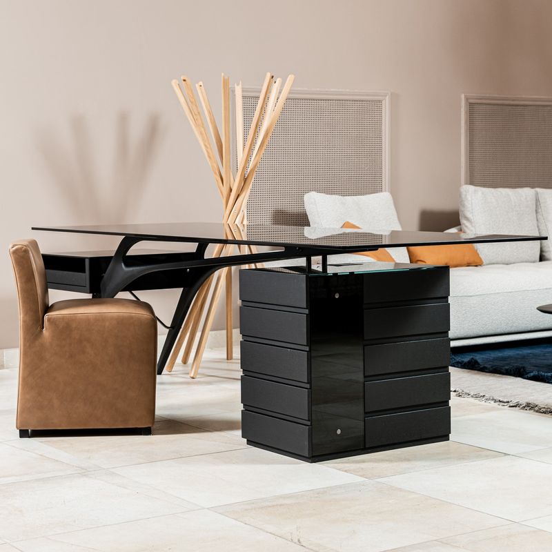 Zanotta Письменный стол Cavour Black от Zanotta — в интерьере