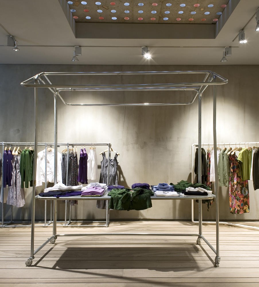 Flos Потолочный светильник Fort Knox 1 Ceiling от Flos — в интерьере