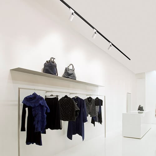 Flos Трековый светильник UT Spot от Flos — в интерьере