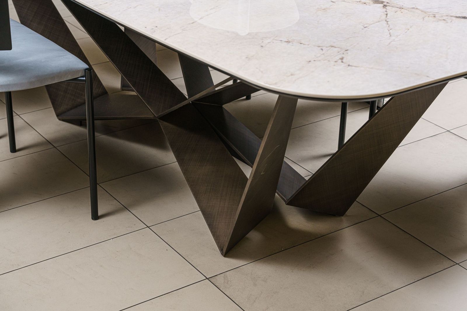 Cattelan Italia Стол Skorpio Keramik от Cattelan Italia — в интерьере