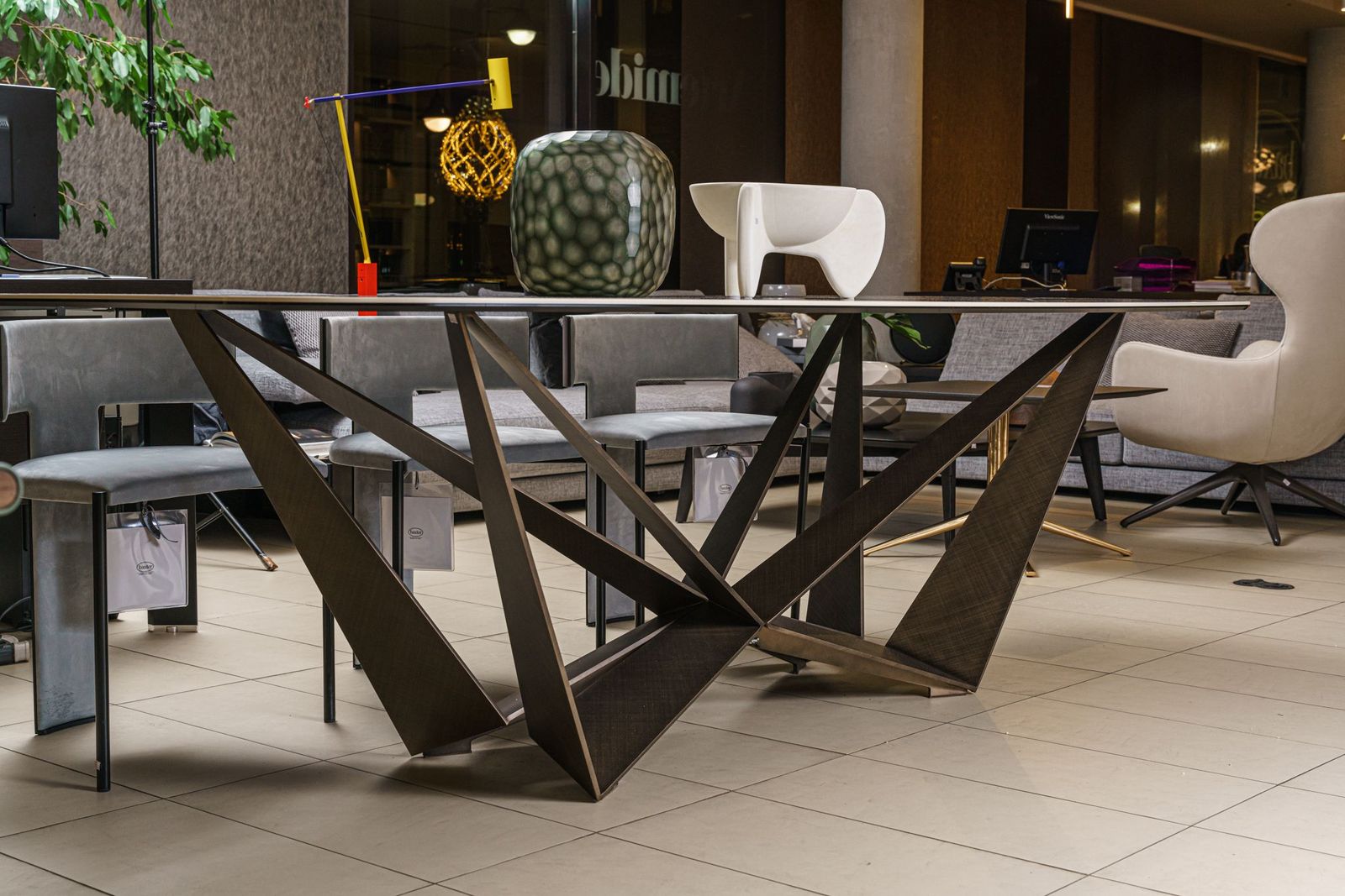 Cattelan Italia Стол Skorpio Keramik от Cattelan Italia — в интерьере