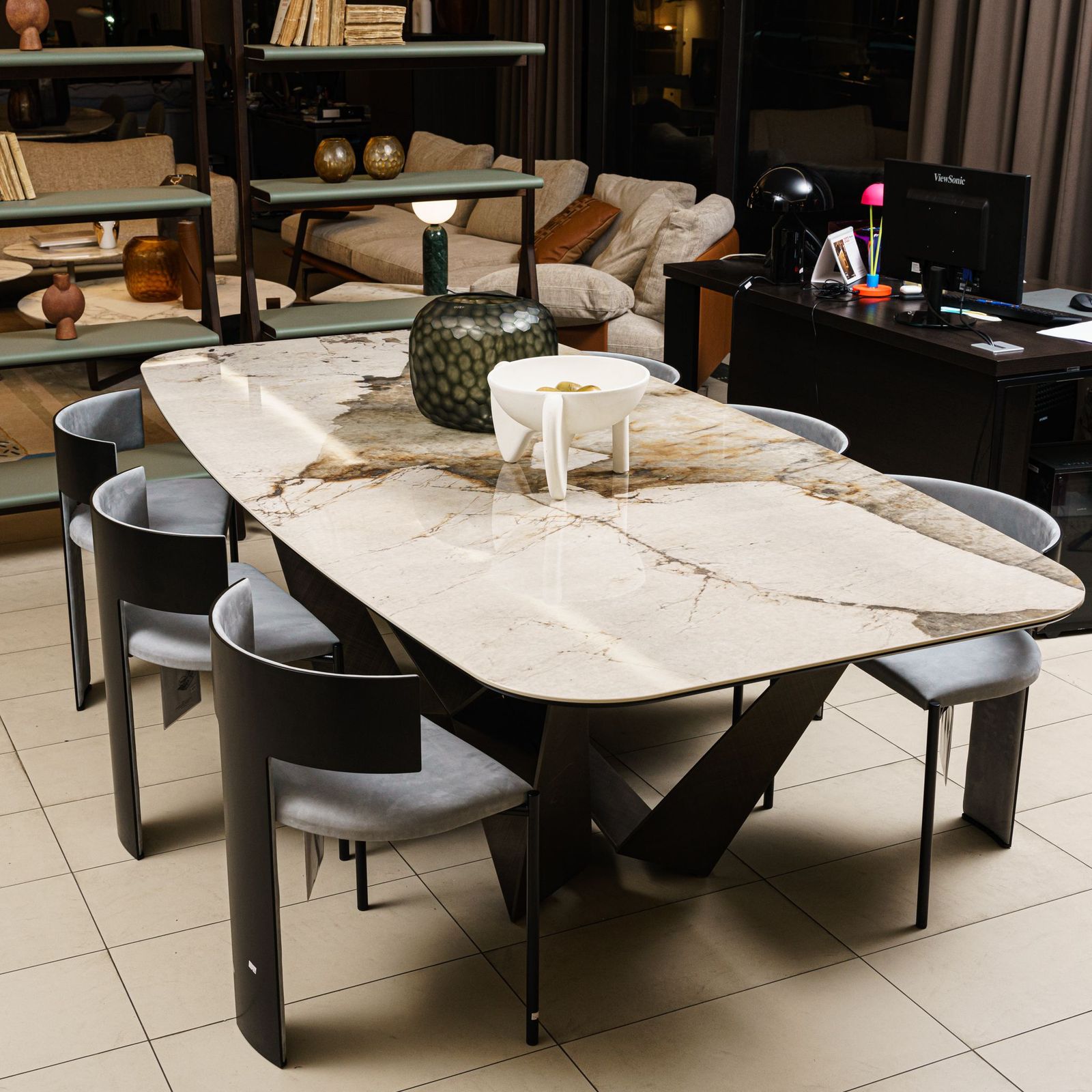 Cattelan Italia Стол Skorpio Keramik от Cattelan Italia — в интерьере