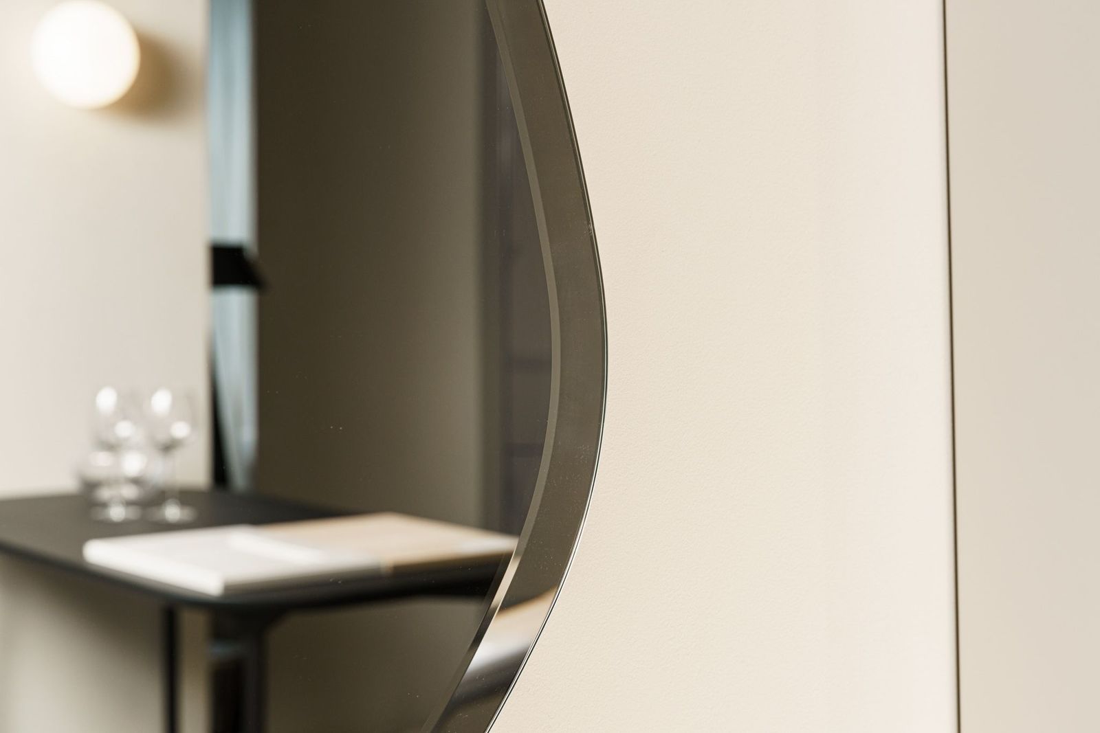 Cattelan Italia Зеркало Hawaii от Cattelan Italia — в интерьере