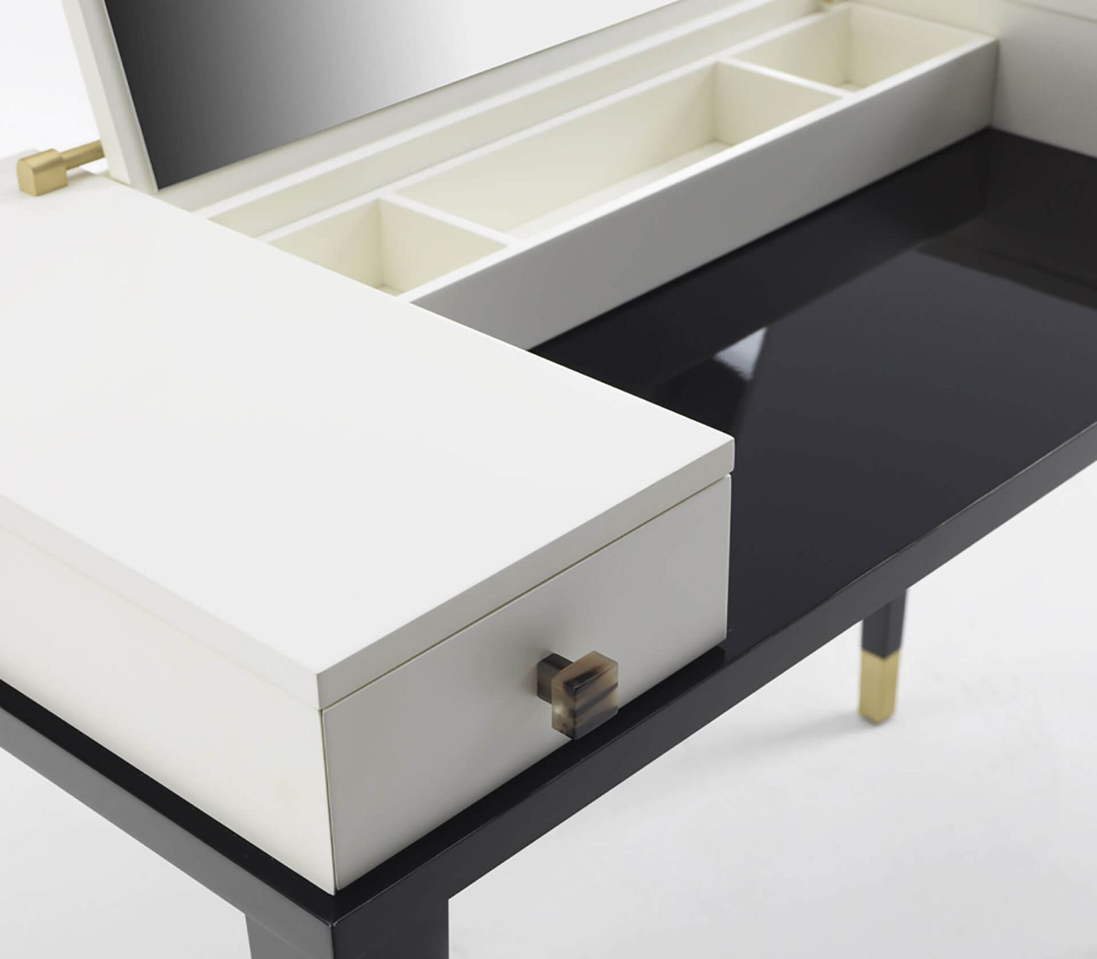 Galimberti Nino Туалетный столик Lumiere от Galimberti Nino — в интерьере