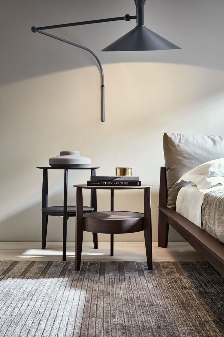 Molteni&C Прикроватный столик с ящиком When Eucalyptus / Oak Black от Molteni & C — в интерьере