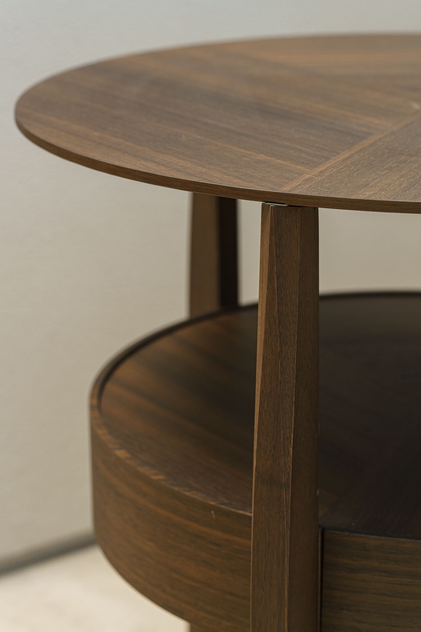 Molteni&C Прикроватный столик с ящиком When Eucalyptus / Oak Black от Molteni & C — в интерьере