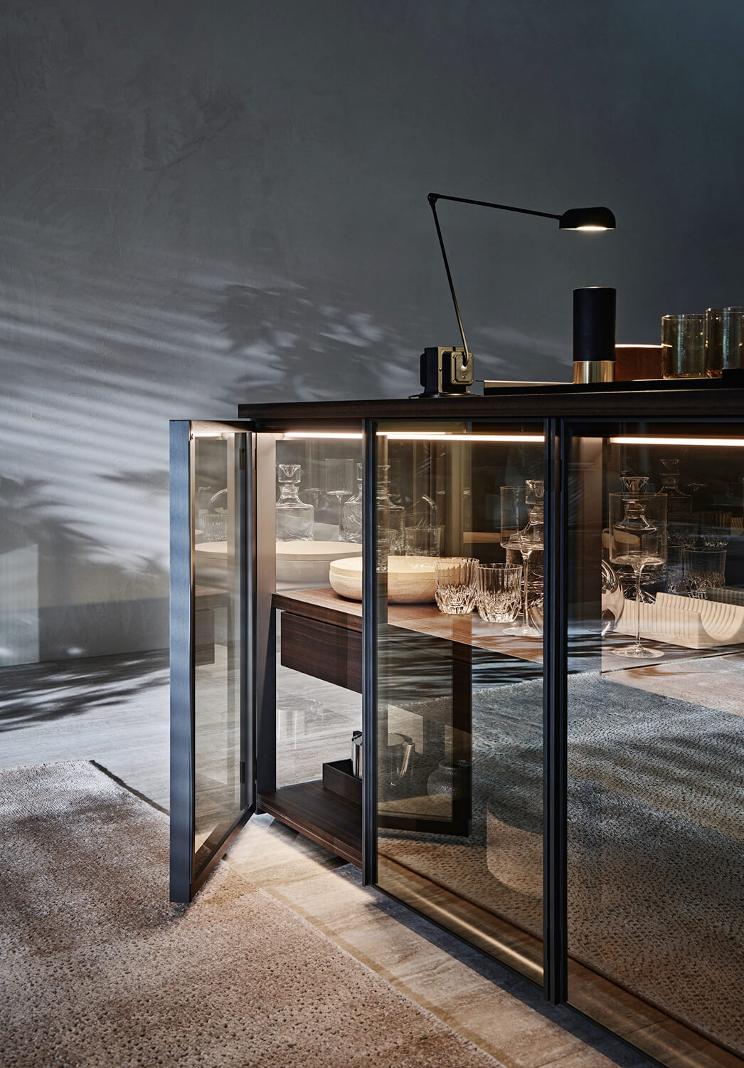Molteni&C Стеллаж Adrien от Molteni & C — в интерьере