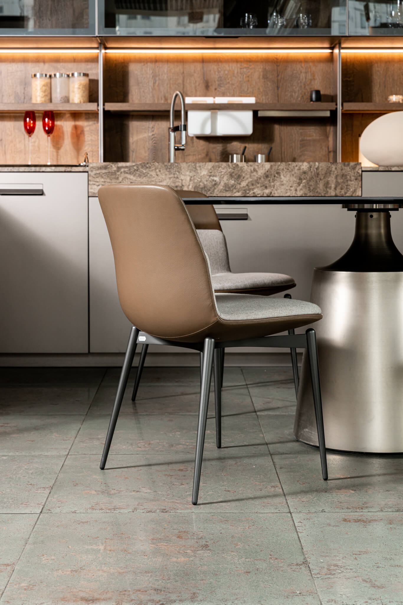 Molteni&C Стул Barbican от Molteni & C — в интерьере