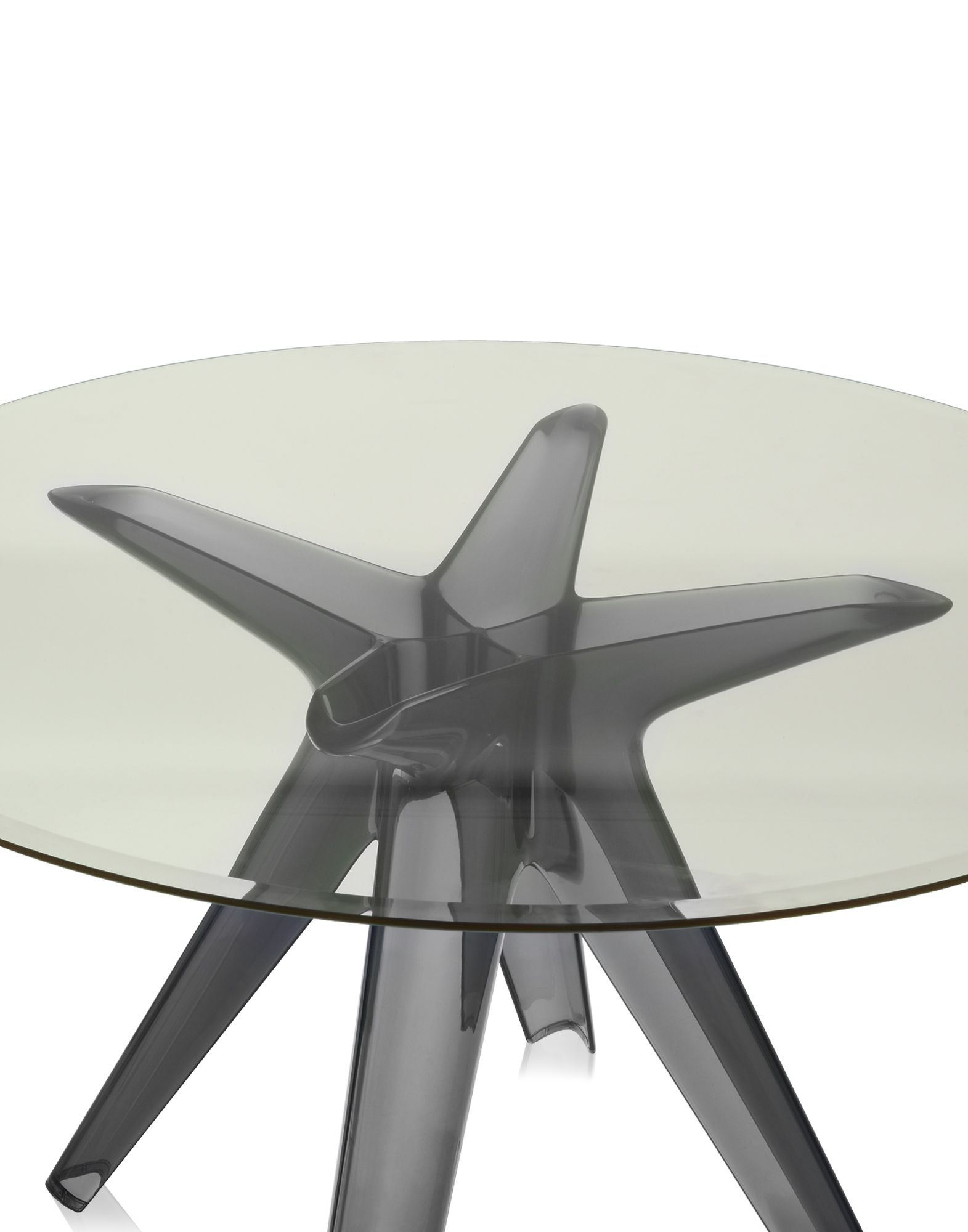 Kartell Стол Sir Gio от Kartell — в интерьере