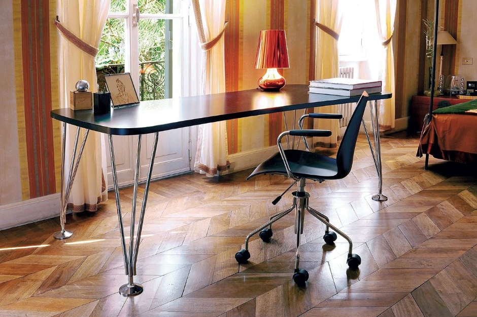 Kartell Стол Max от Kartell — в интерьере