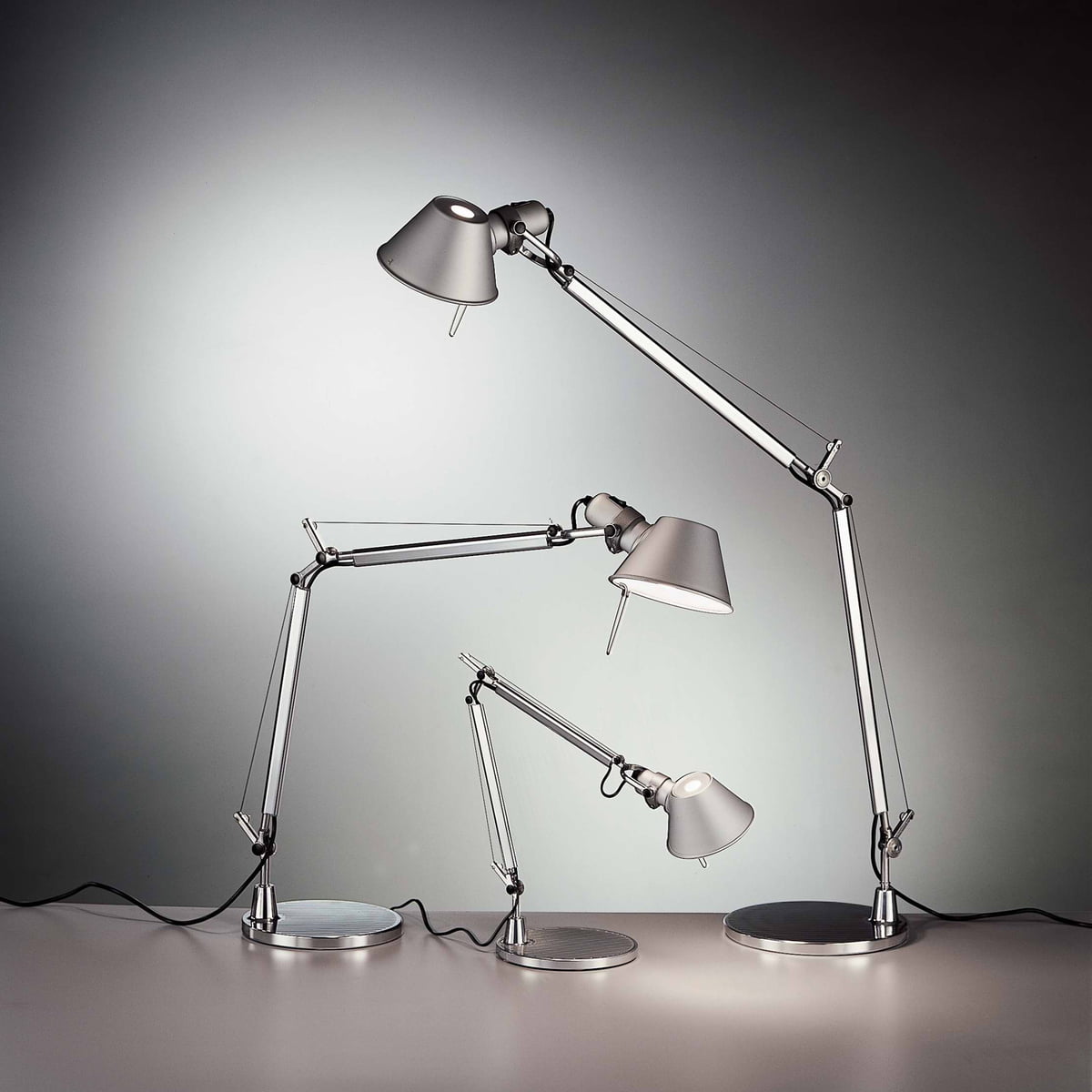 Artemide Настольная лампа TOLOMEO MINI от Artemide — в интерьере