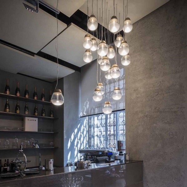 Artemide Подвесной светильник Empatia 16/26/36 Suspension от Artemide — в интерьере