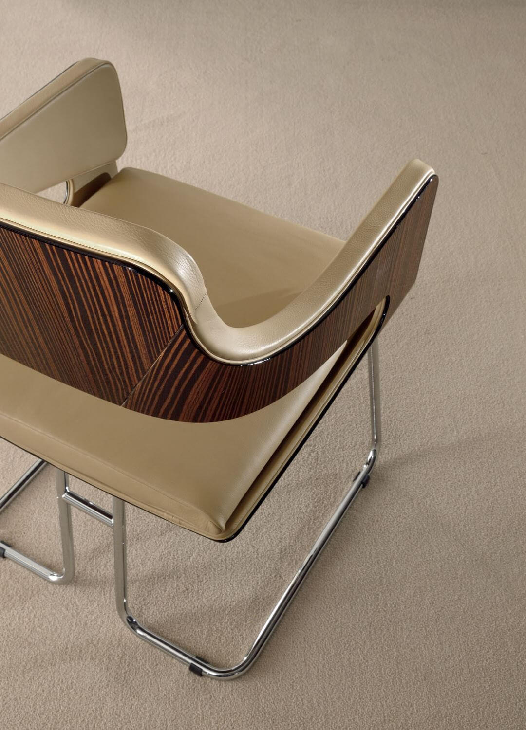 i 4 Mariani Стул Silhouette от i 4 Mariani — в интерьере