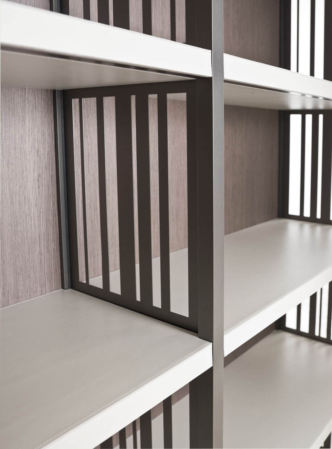i 4 Mariani Стеллаж Grid от i 4 Mariani — в интерьере