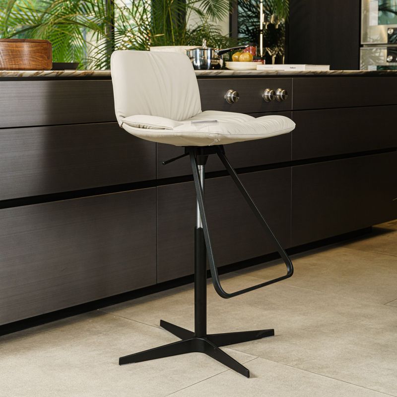 Cattelan Italia Стул барный на крестовине Axel от Cattelan Italia — в интерьере