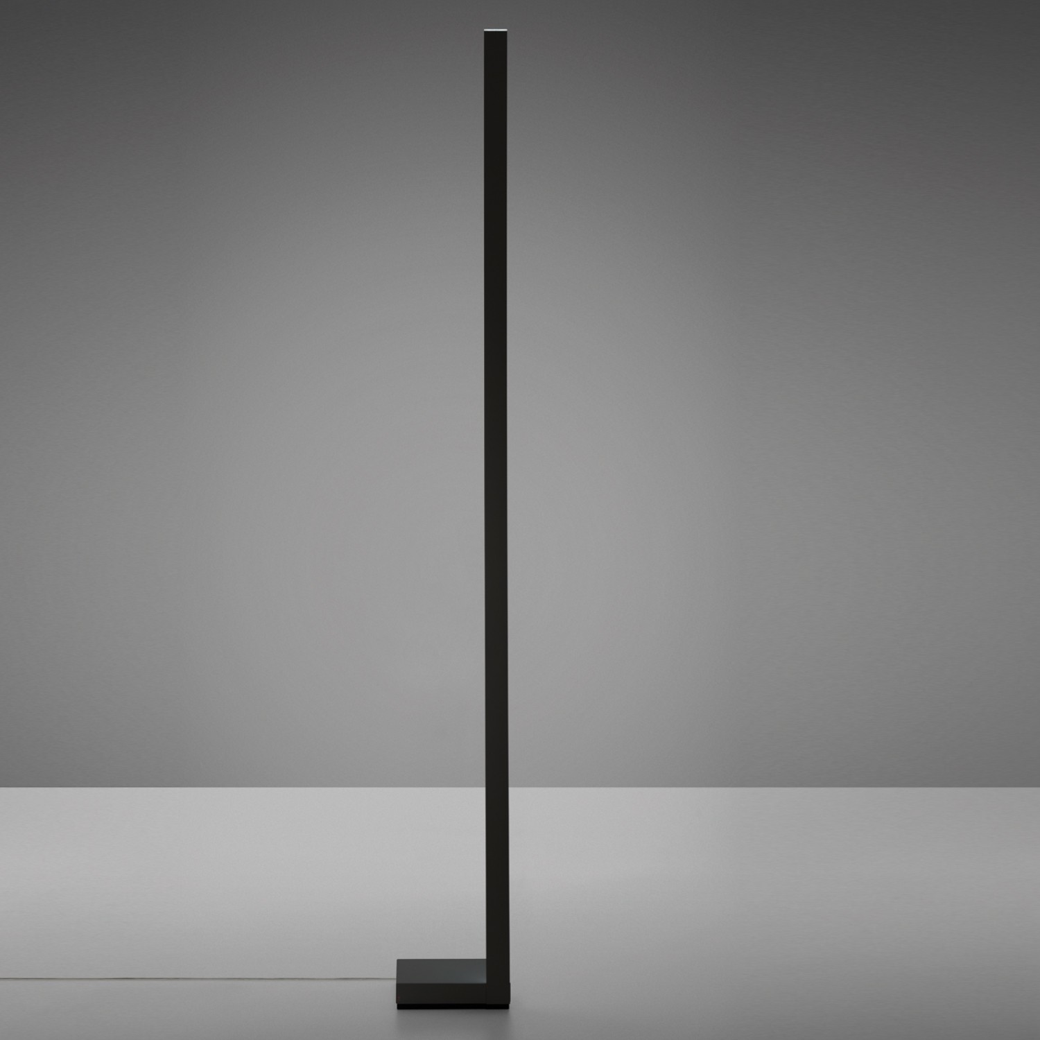 Fabbian Торшер Pivot F39 от Fabbian — в интерьере