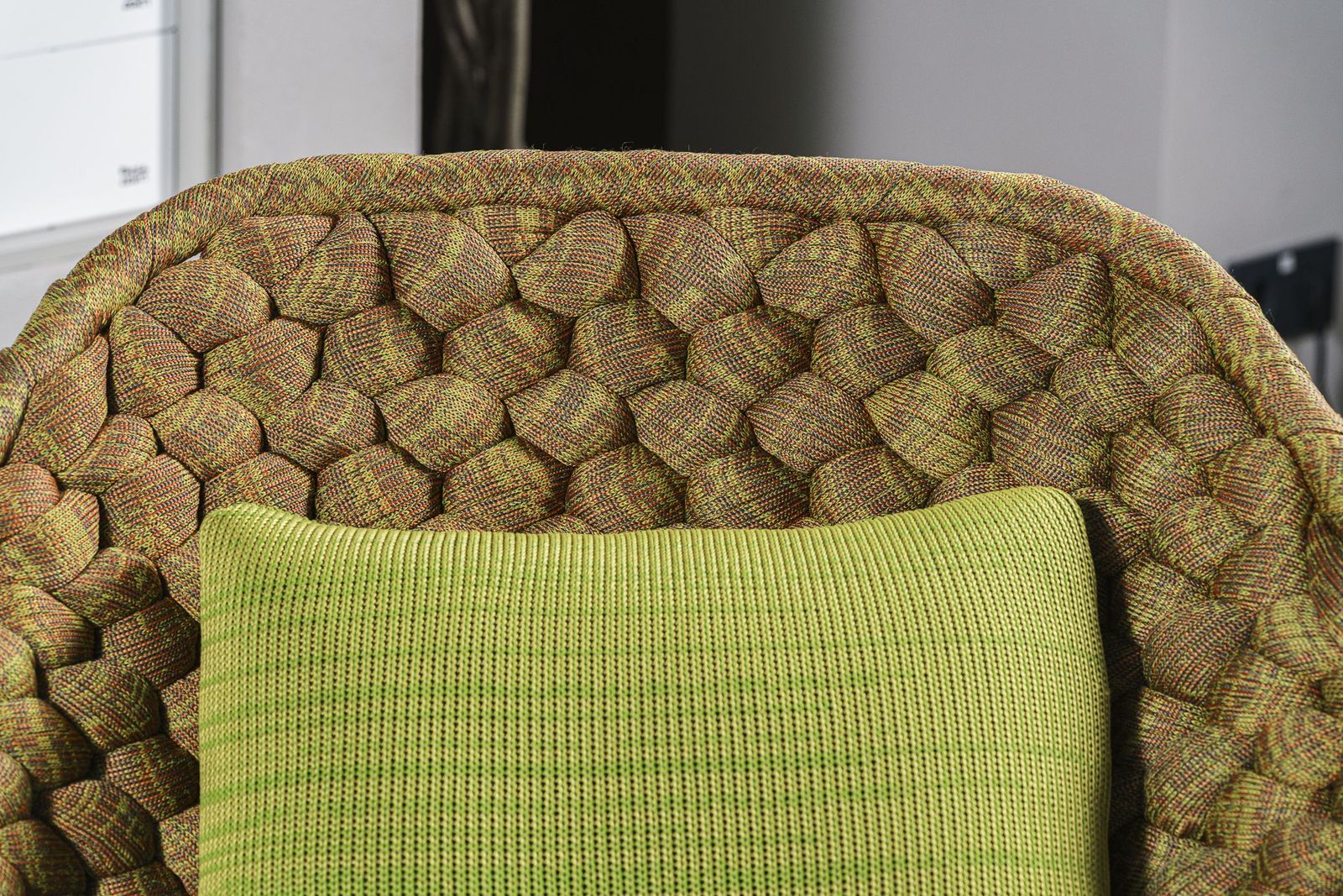 Paola Lenti Уличное кресло Shito от Paola Lenti — в интерьере