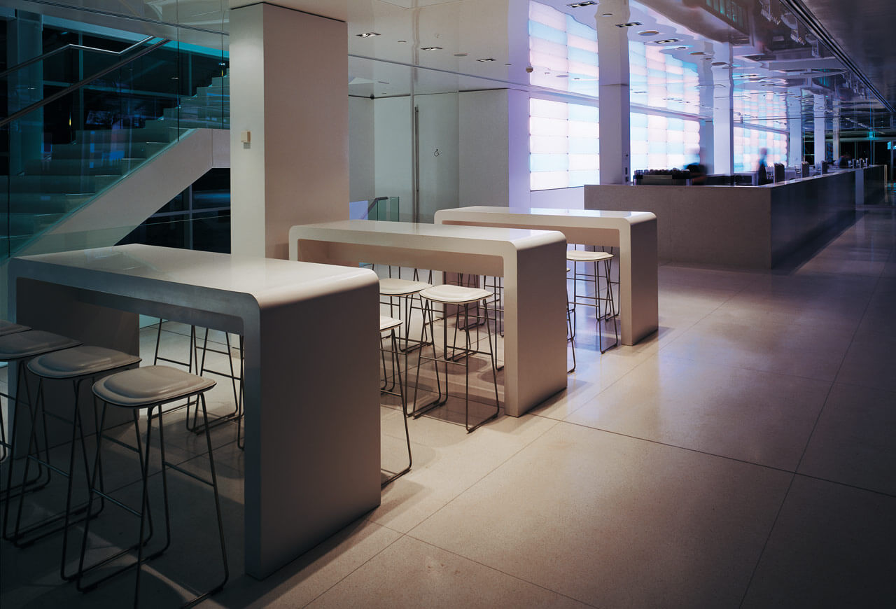 Cappellini Барный стул Hi pad от Cappellini — в интерьере