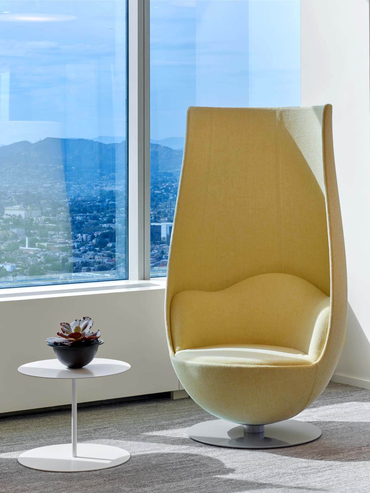 Cappellini Журнальный столик Gong от Cappellini — в интерьере