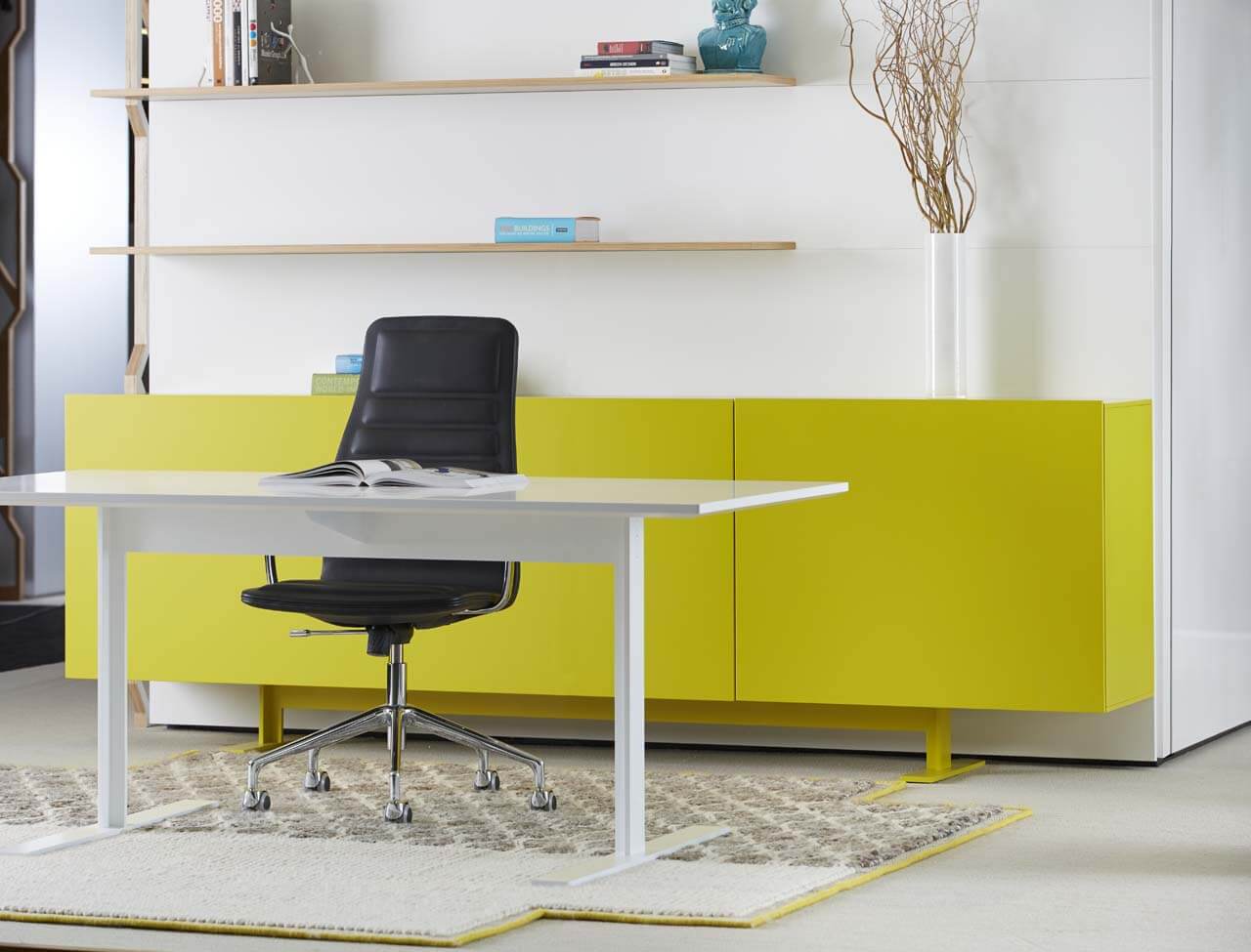 Cappellini Стол Luxor от Cappellini — в интерьере