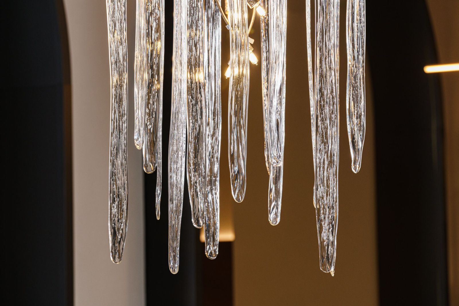 Serip Люстра Waterfall CT3296/9 /CT3298/13 /CT3297/10 от Serip — в интерьере