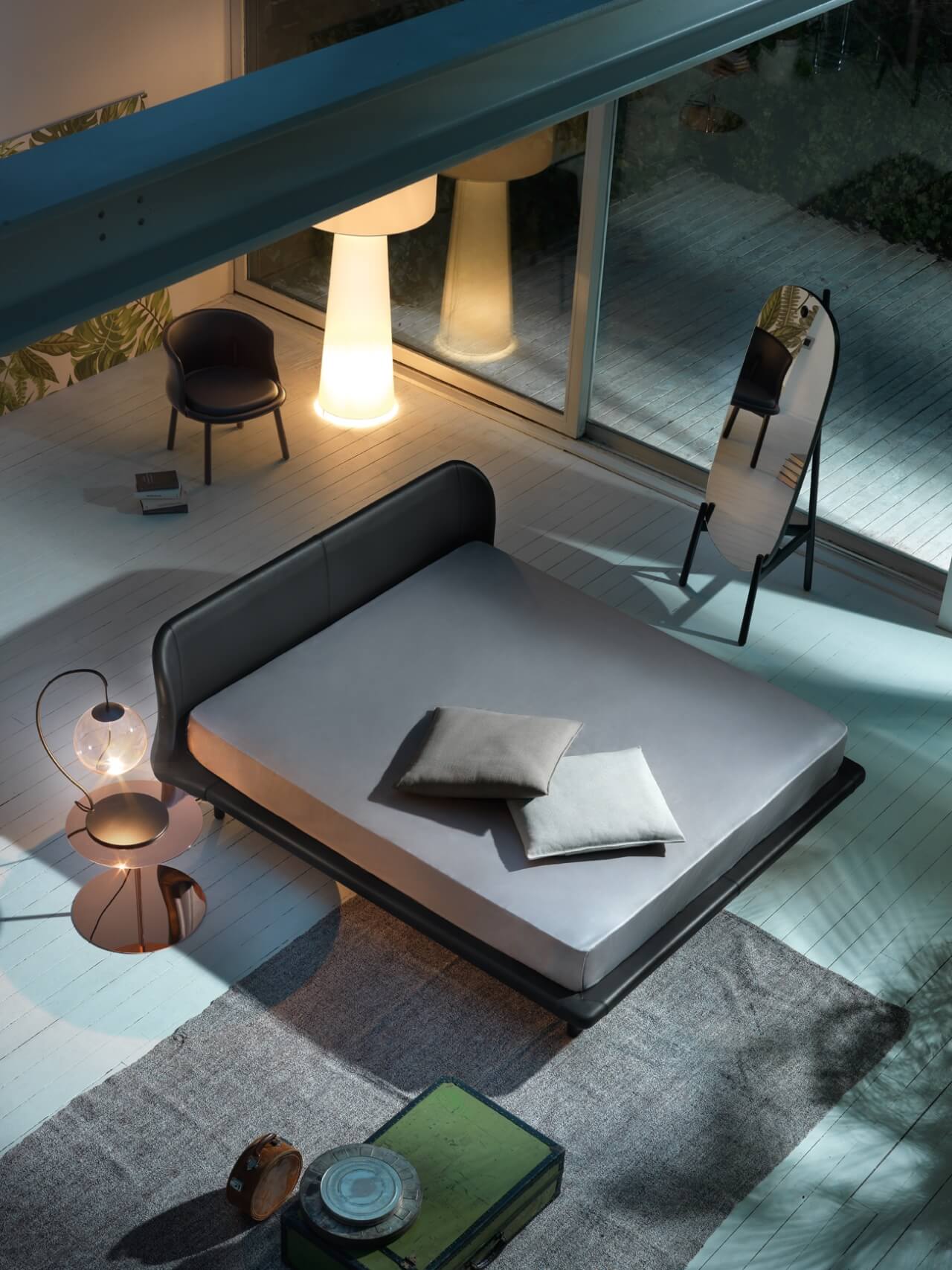 Cappellini Зеркало Peg Standing от Cappellini — в интерьере