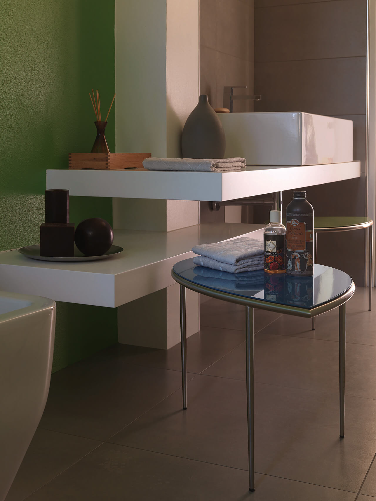 Cappellini Журнальный столик Ruhs Panca от Cappellini — в интерьере