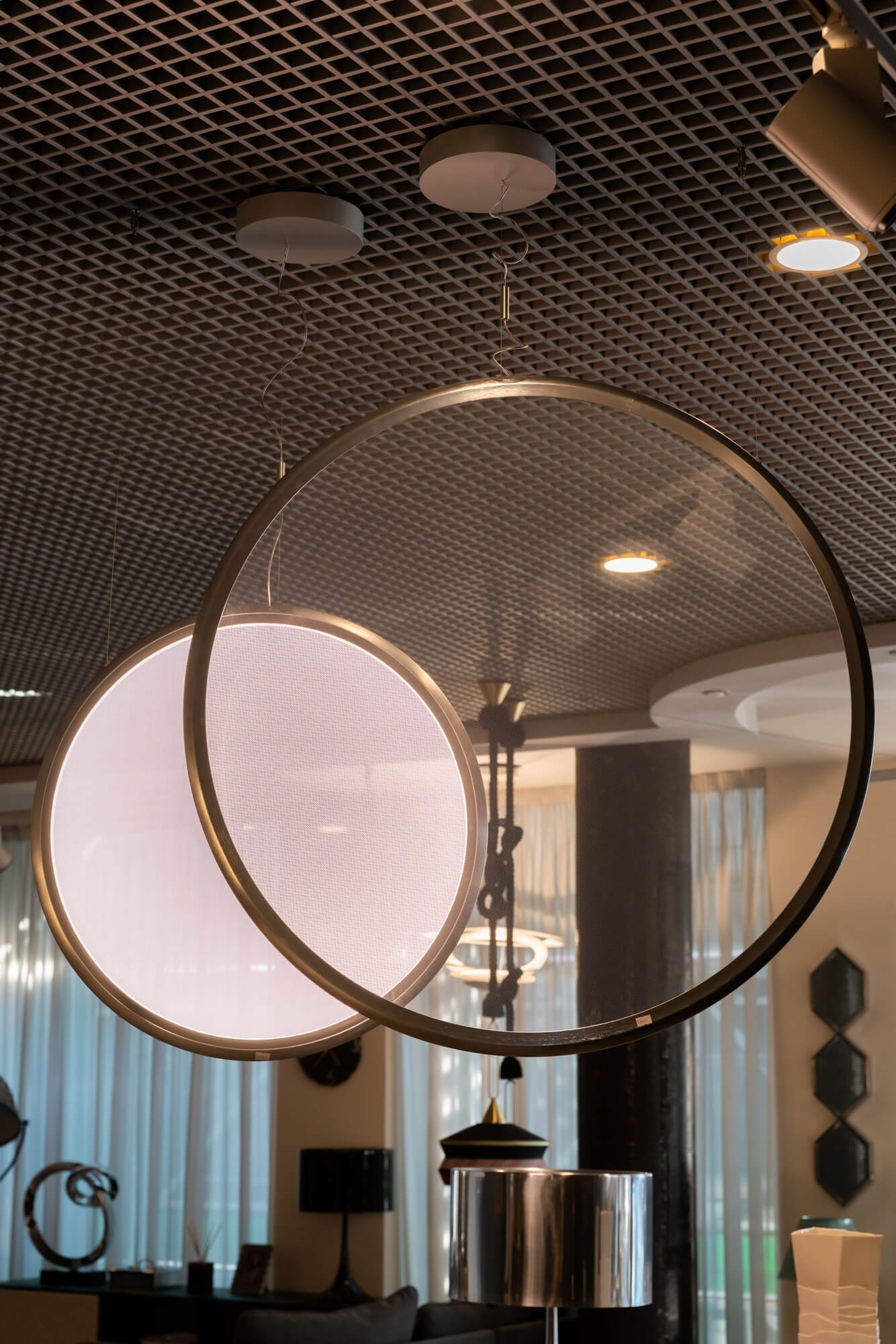 Artemide Подвесной светильник Discovery Vertical от Artemide — в интерьере