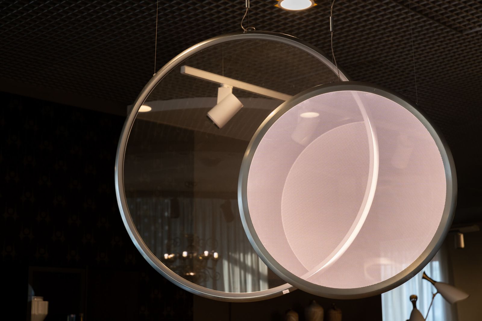 Artemide Подвесной светильник Discovery Vertical от Artemide — в интерьере