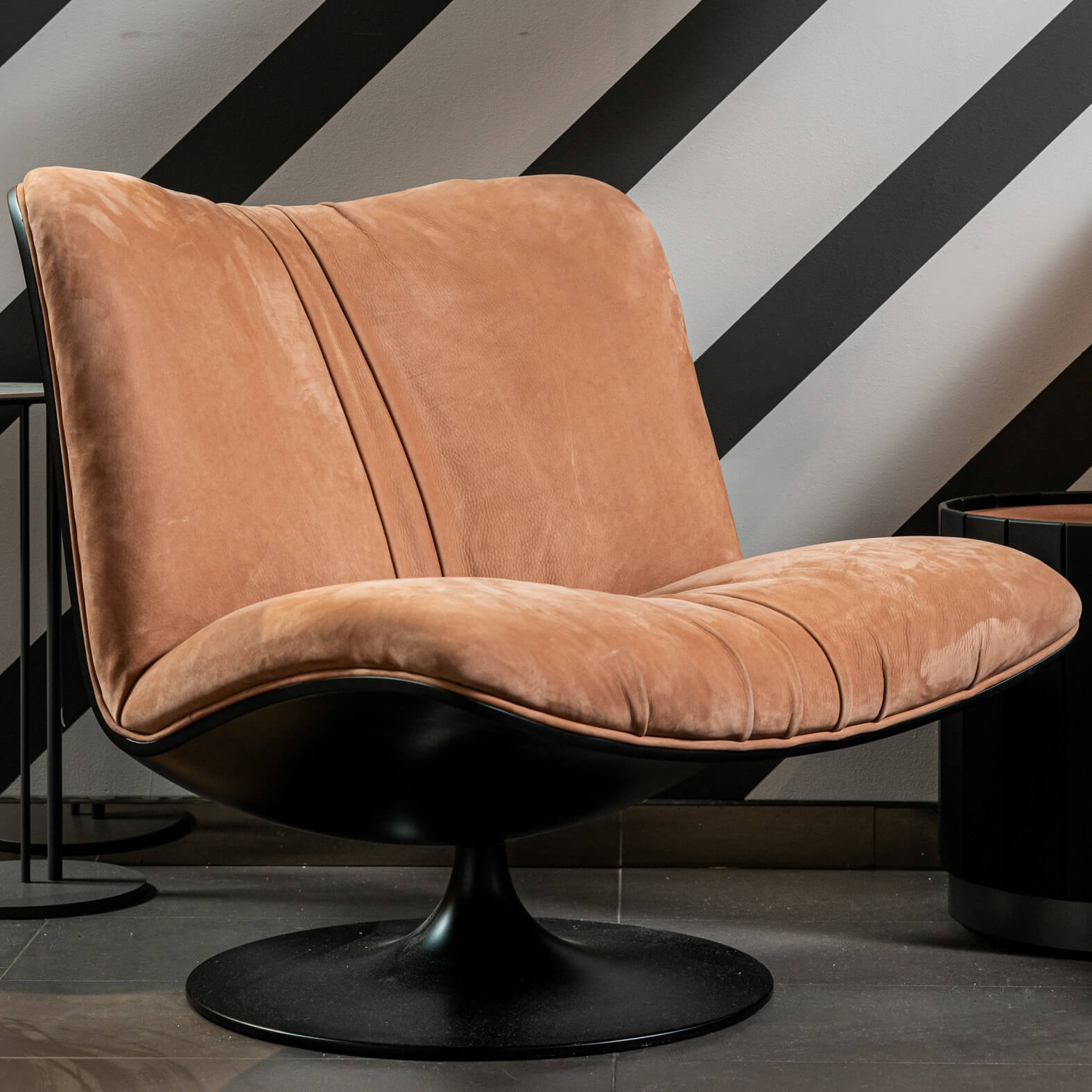 Baxter Кресло Marilyn Kashmir Azure от Baxter — в интерьере