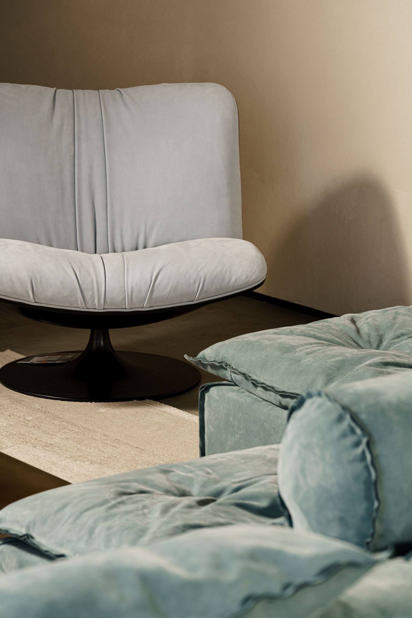 Baxter Кресло Marilyn Kashmir Azure от Baxter — в интерьере