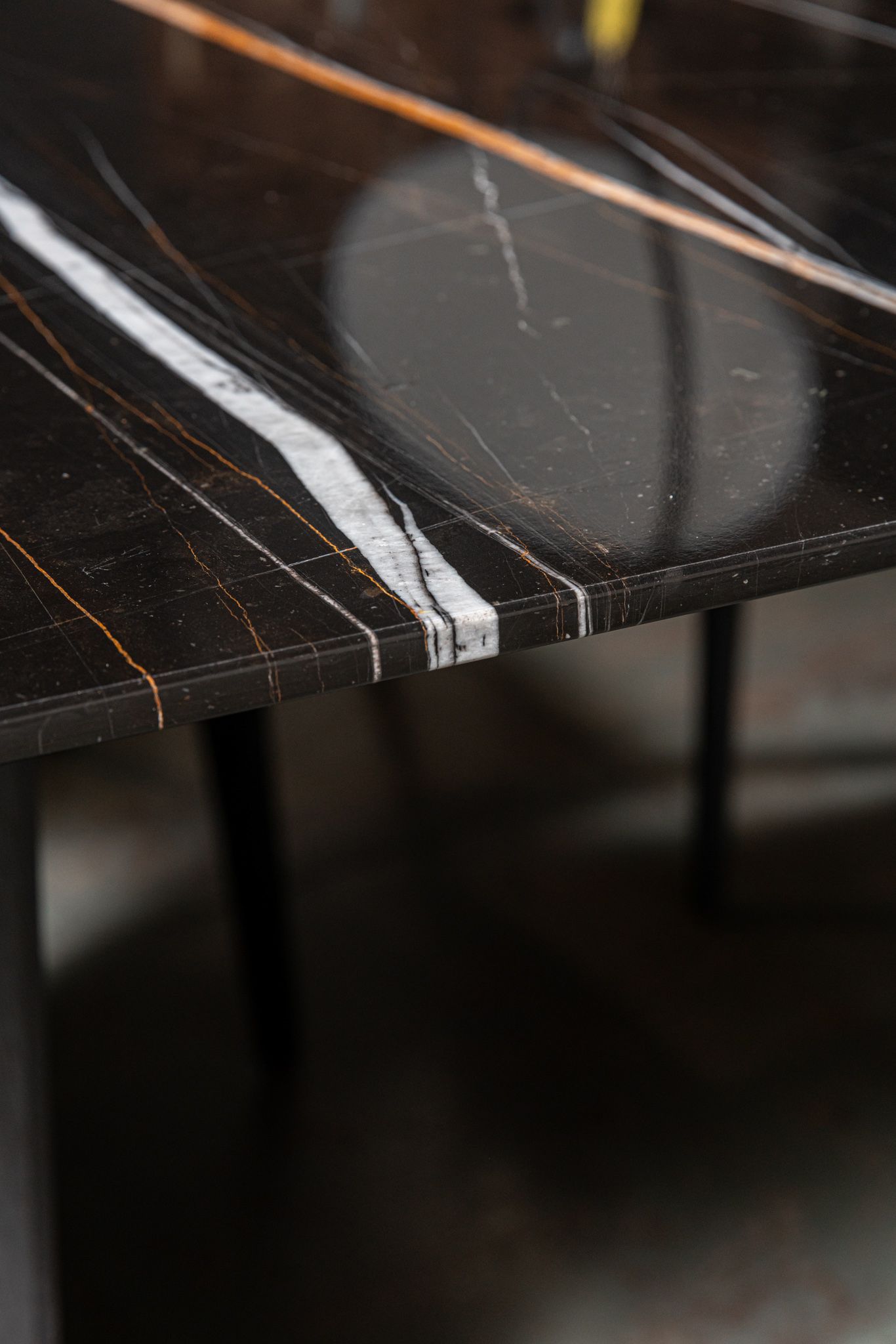 Draenert Раскладной стол Fontana 1460 Sahara Noir от Draenert — в интерьере